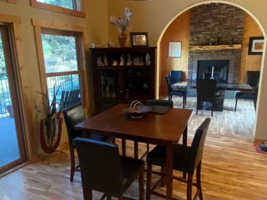 KLAMATH FALLS, Oregon, 97601, United States, 3 Bedrooms Bedrooms, ,3 BathroomsBathrooms,Residential,For Sale,1973852