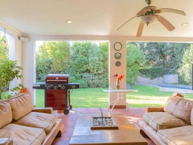 Colina, Chile, 4 Bedrooms Bedrooms, ,3 BathroomsBathrooms,Residential,For Sale,1867698