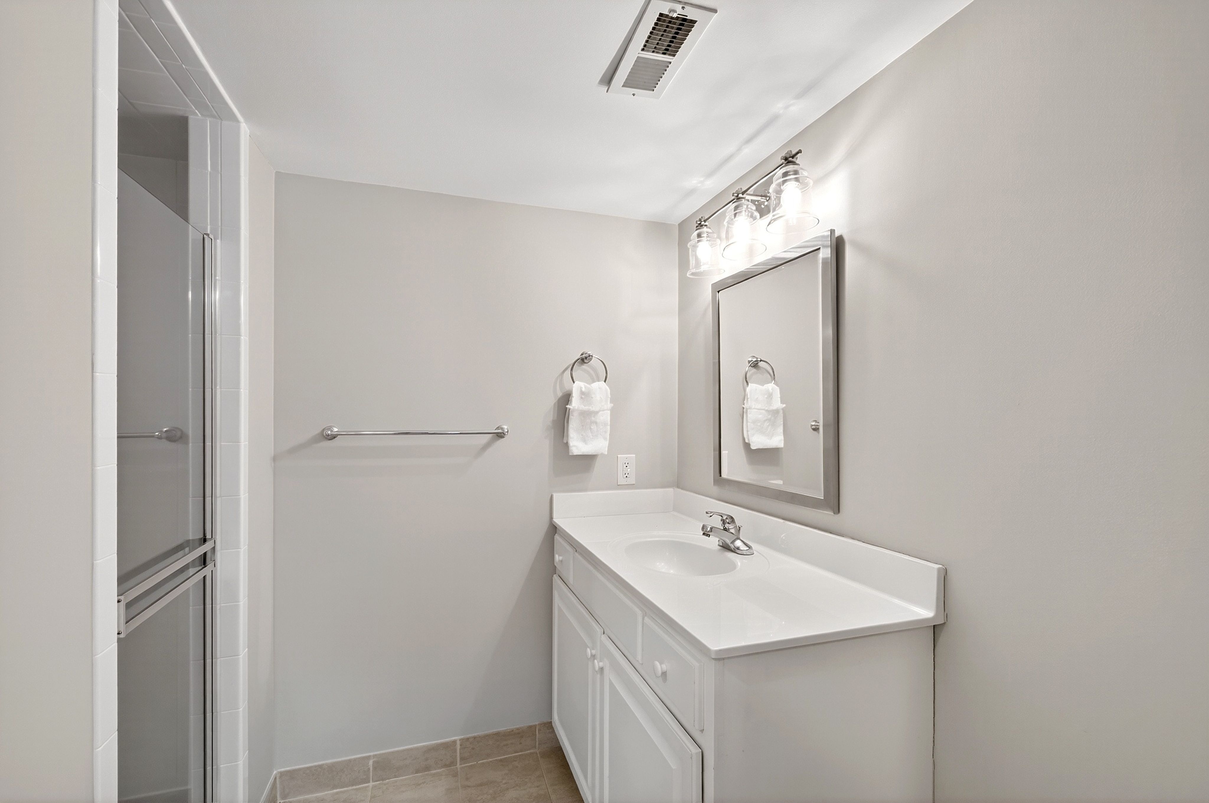  2507 Sanderson Drive, Raleigh, NC 27608 - 物件實景