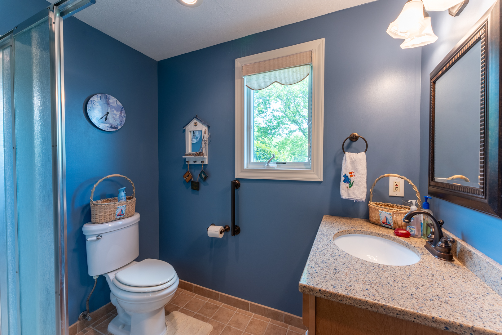 Marion, Illinois, 62959, United States, 3 Bedrooms Bedrooms, ,3 BathroomsBathrooms,Residential,For Sale,1936855
