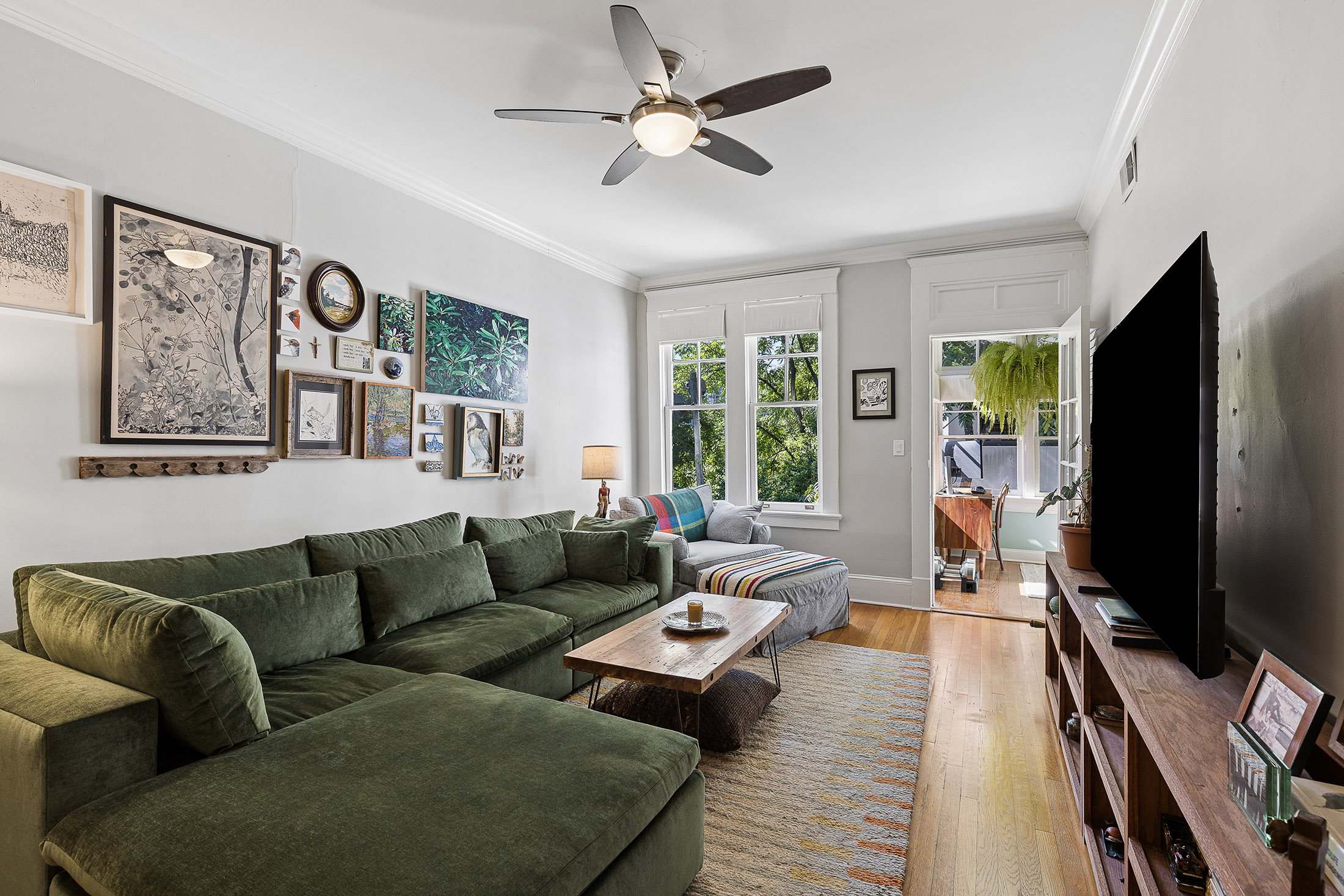  Top-Floor, End-Unit Condo in Historic Midtown Building - 物件實景