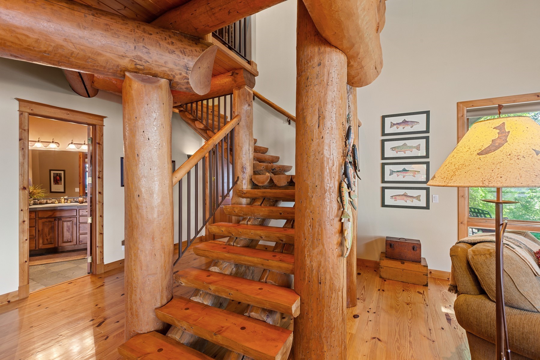  Spectacular Timber Framed Lakefront Living - 物件實景