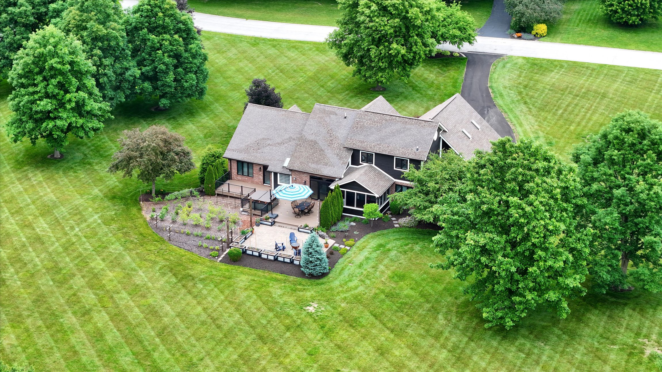  Updated Home on 2.85 Private Acres in Cicero - 物件實景