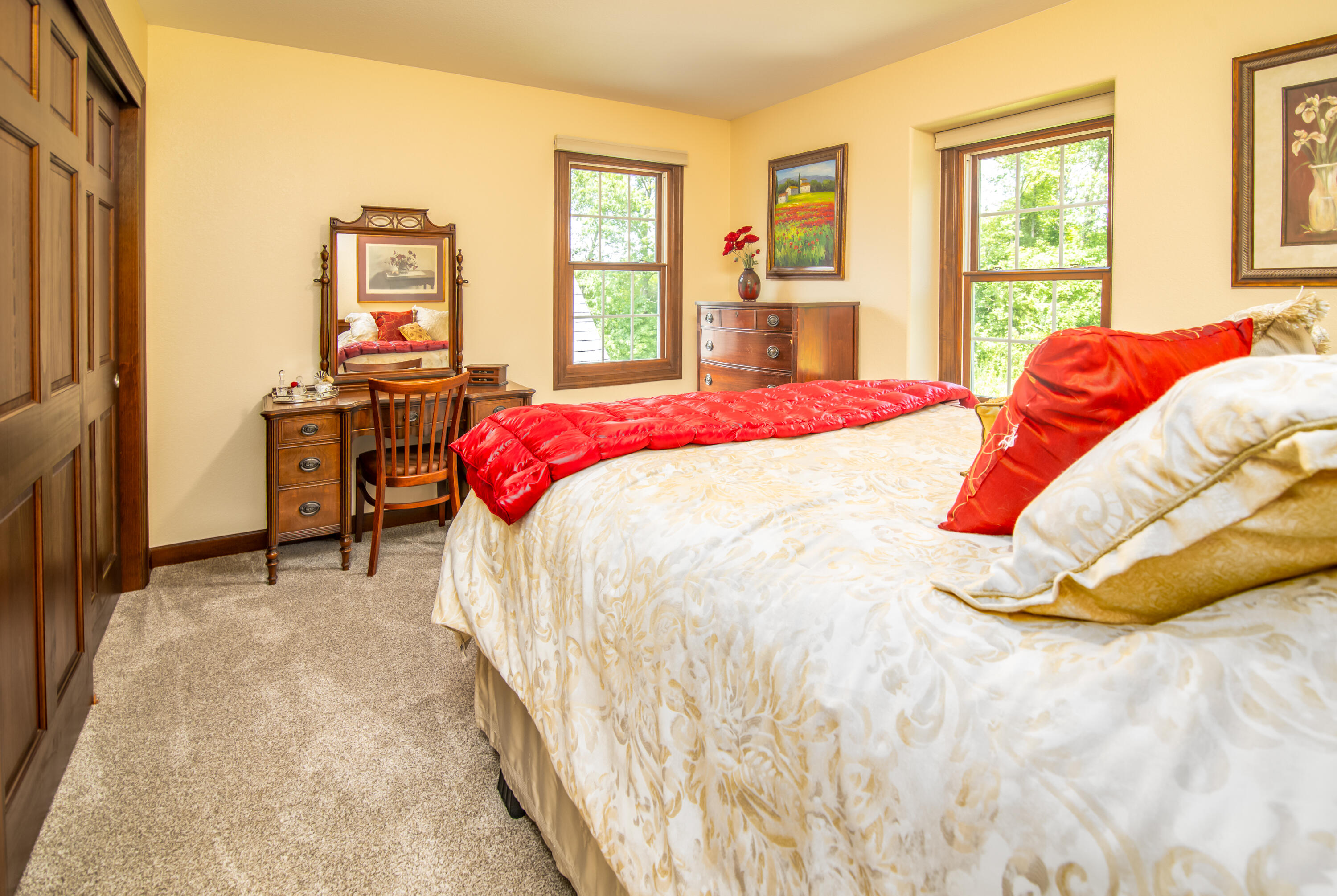Theresa, Wisconsin, 53091, United States, 5 Bedrooms Bedrooms, ,4 BathroomsBathrooms,Residential,For Sale,1902017
