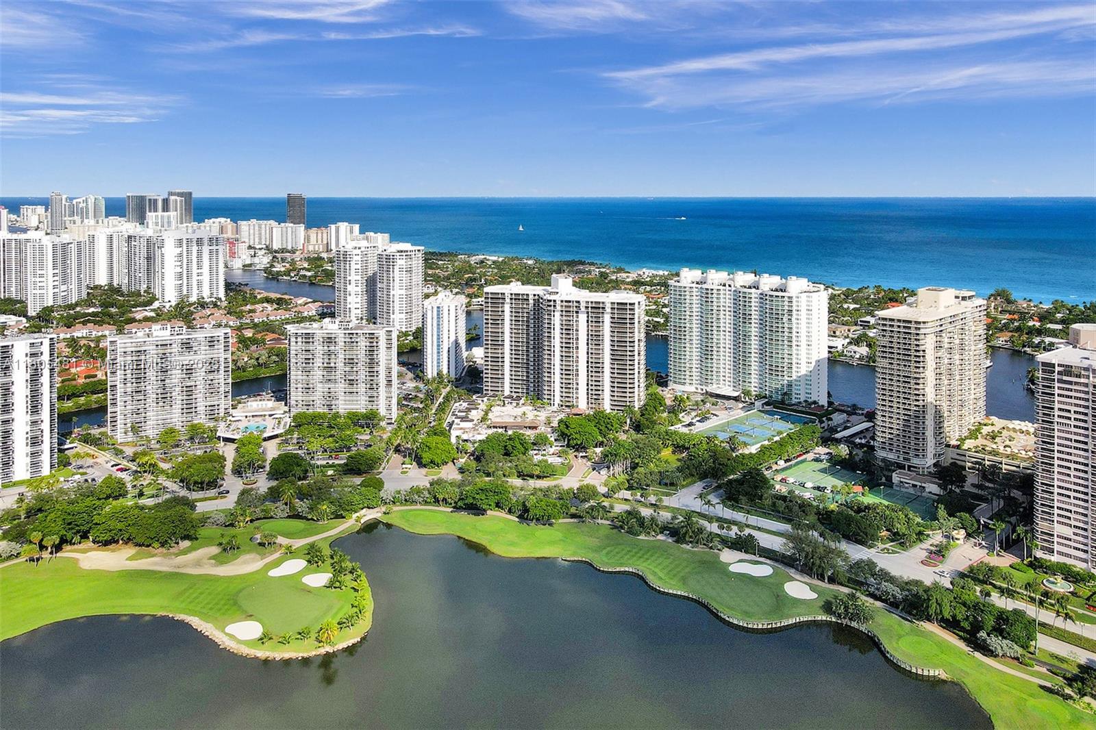 Aventura, Florida, 33180, United States, 2 Bedrooms Bedrooms, ,2 BathroomsBathrooms,Residential,For Sale,1827692