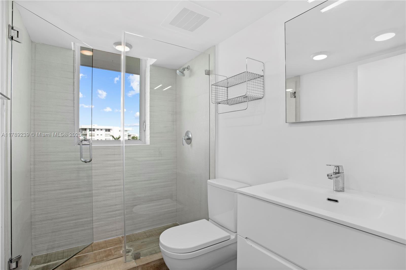 Bay Harbor Islands, Florida, 33154, United States, 3 Bedrooms Bedrooms, ,2 BathroomsBathrooms,Residential,For Sale,1784850