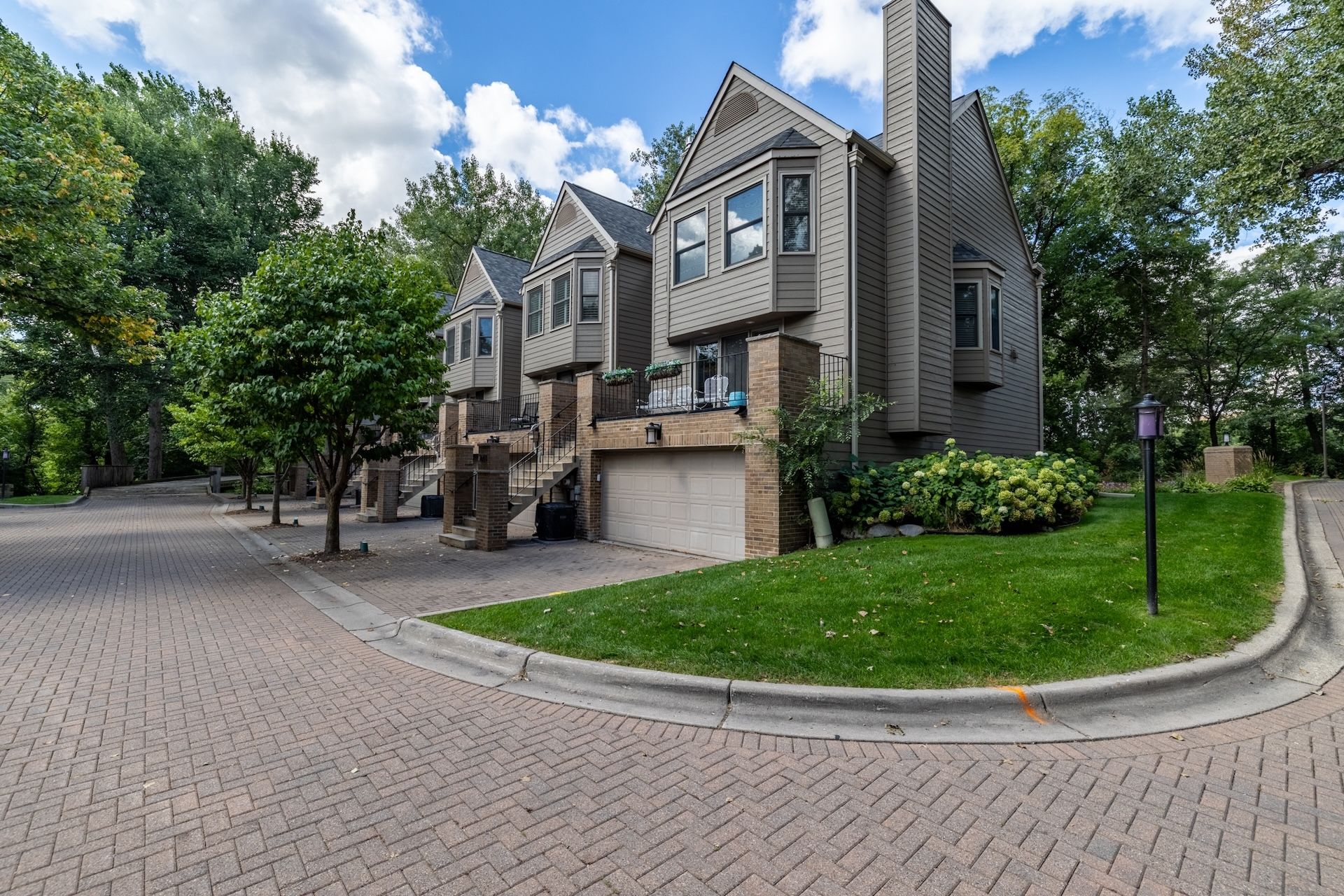  Renovated Townhome with Panoramic Views of Cedar Lake - 物件實景
