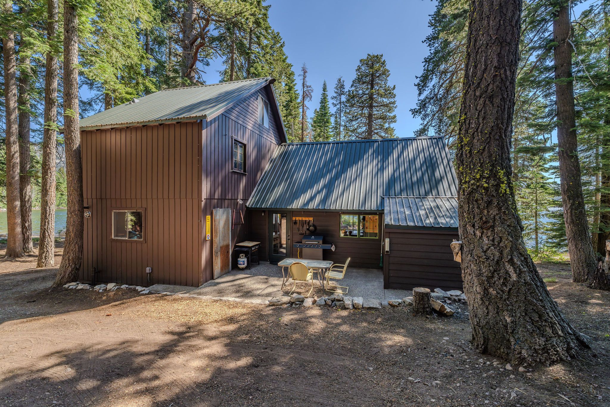  A Rare Opportunity to Own One of Silver Lake’s Best-Located Cabins - 物件實景