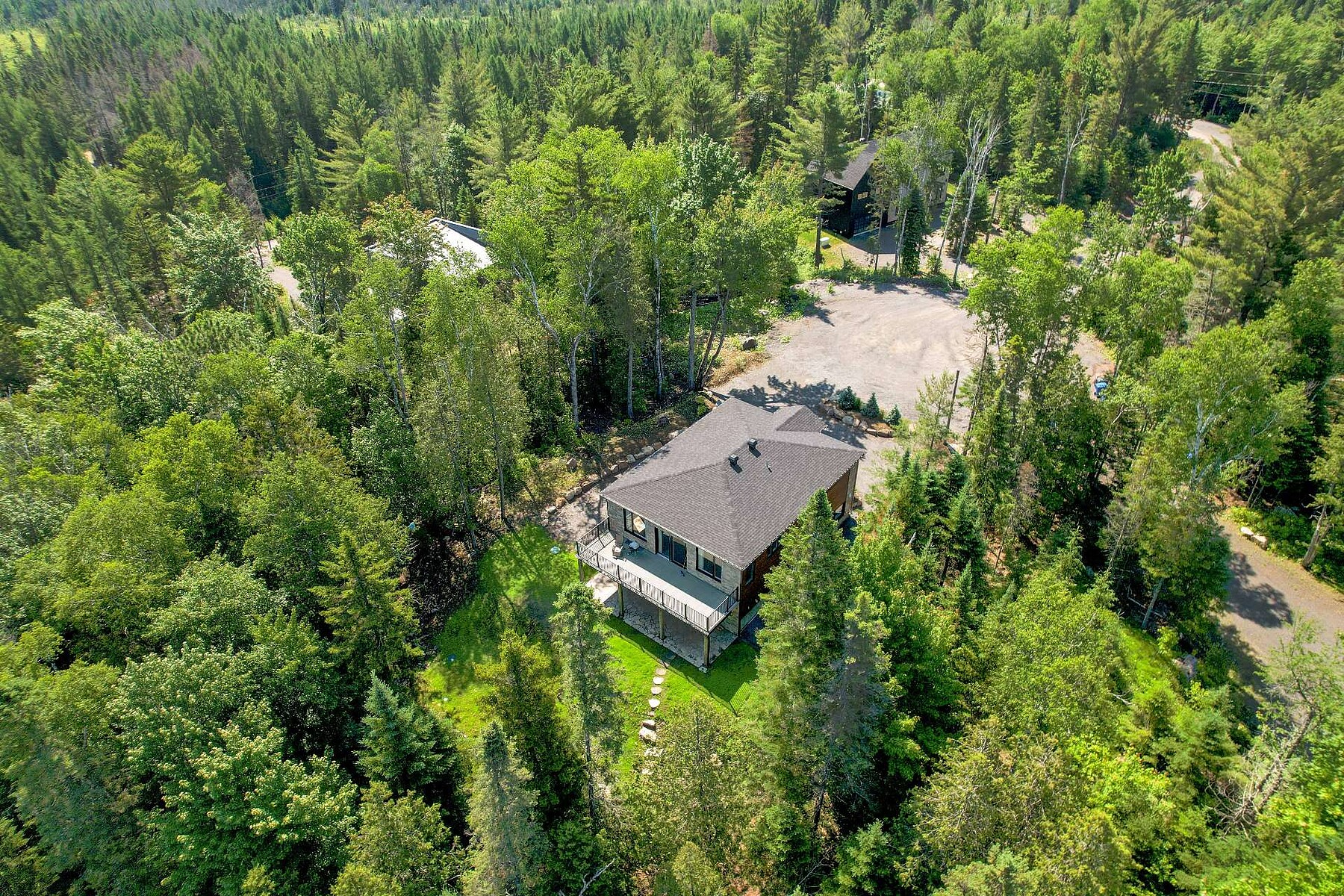  Sainte-Marguerite-du-Lac-Masson, Laurentides - 物件實景