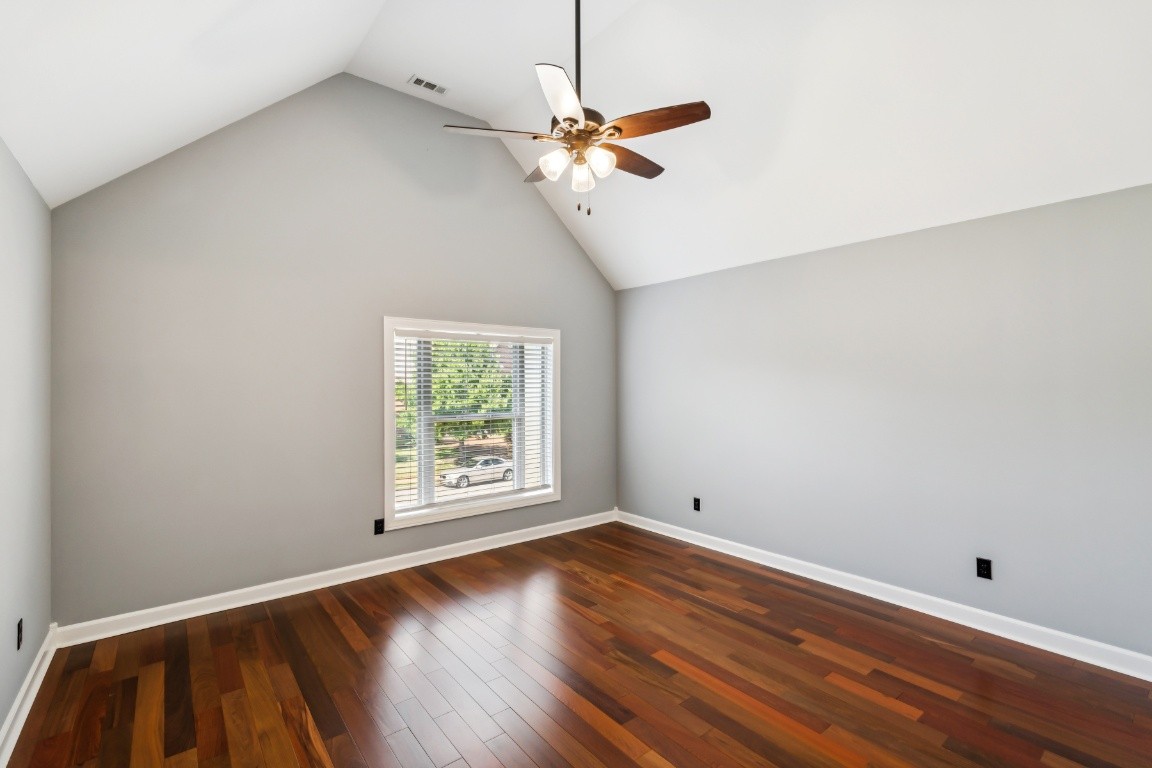 Nashville, Tennessee, 37221, United States, 4 Bedrooms Bedrooms, ,4 BathroomsBathrooms,Residential,For Sale,1940986