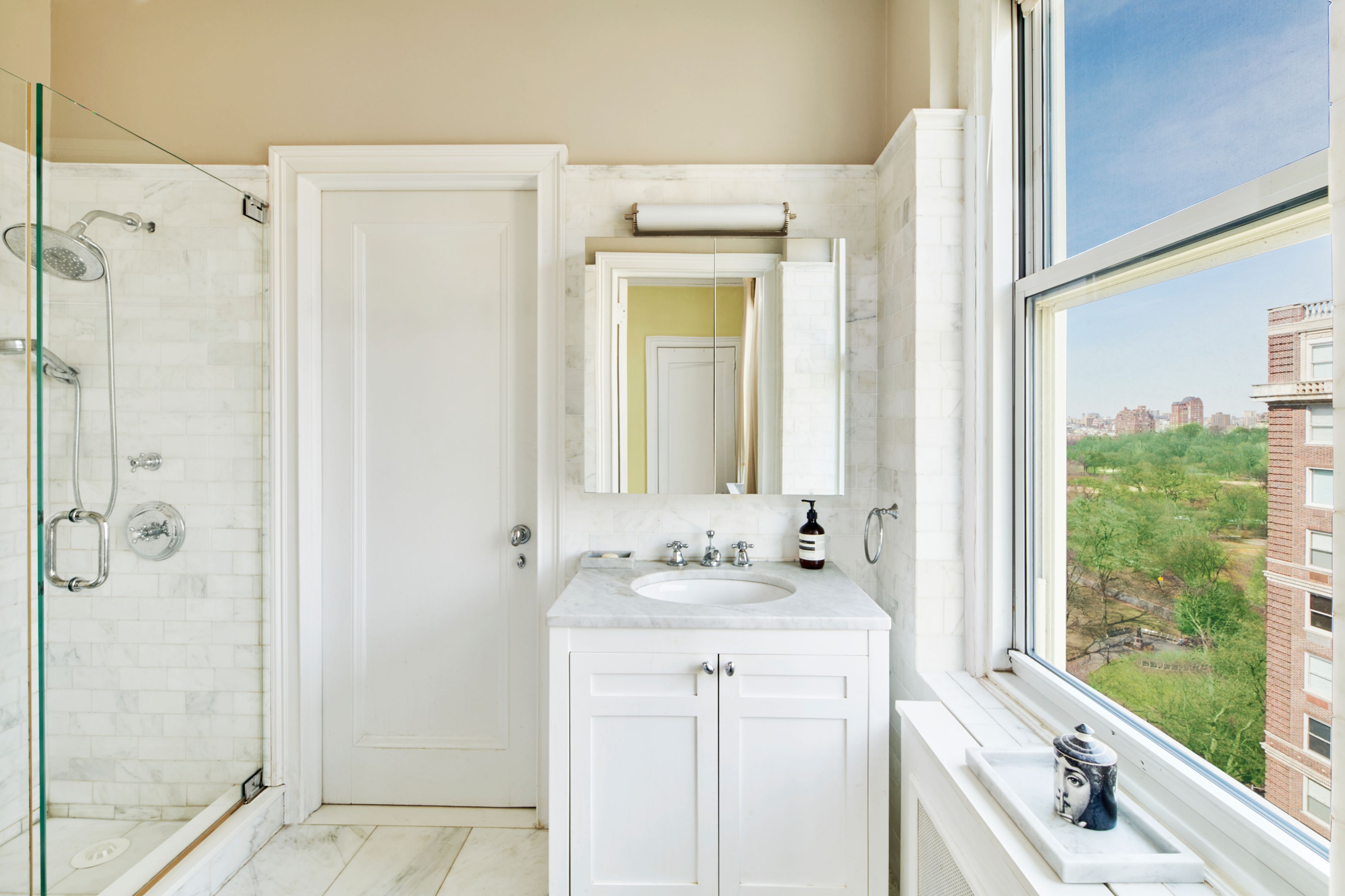  Fabulous Prewar Classic 9-Room Home - 物件實景