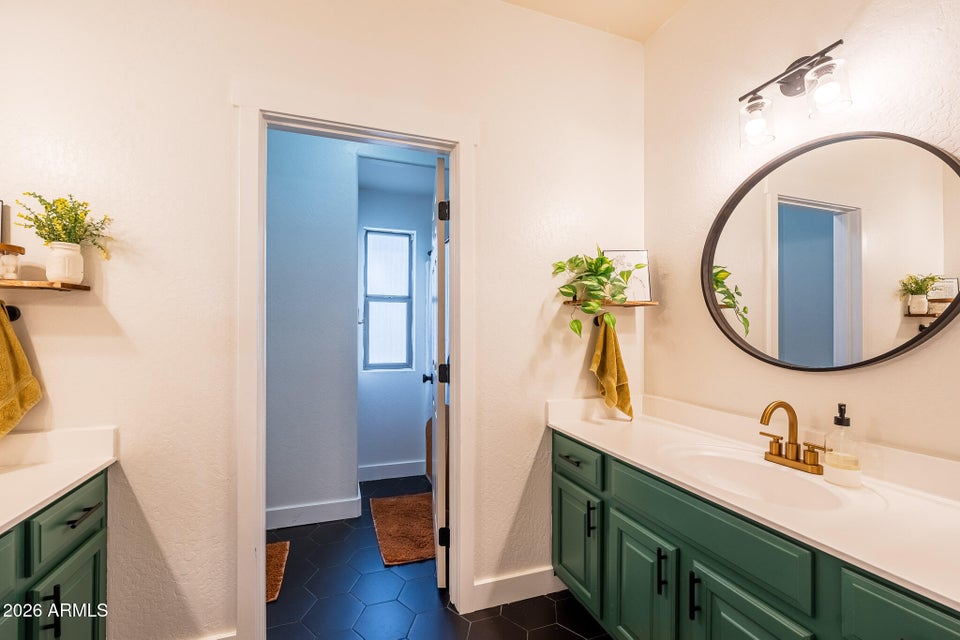 Peoria, Arizona, 85382, United States, 5 Bedrooms Bedrooms, ,Residential,For Sale,2008574