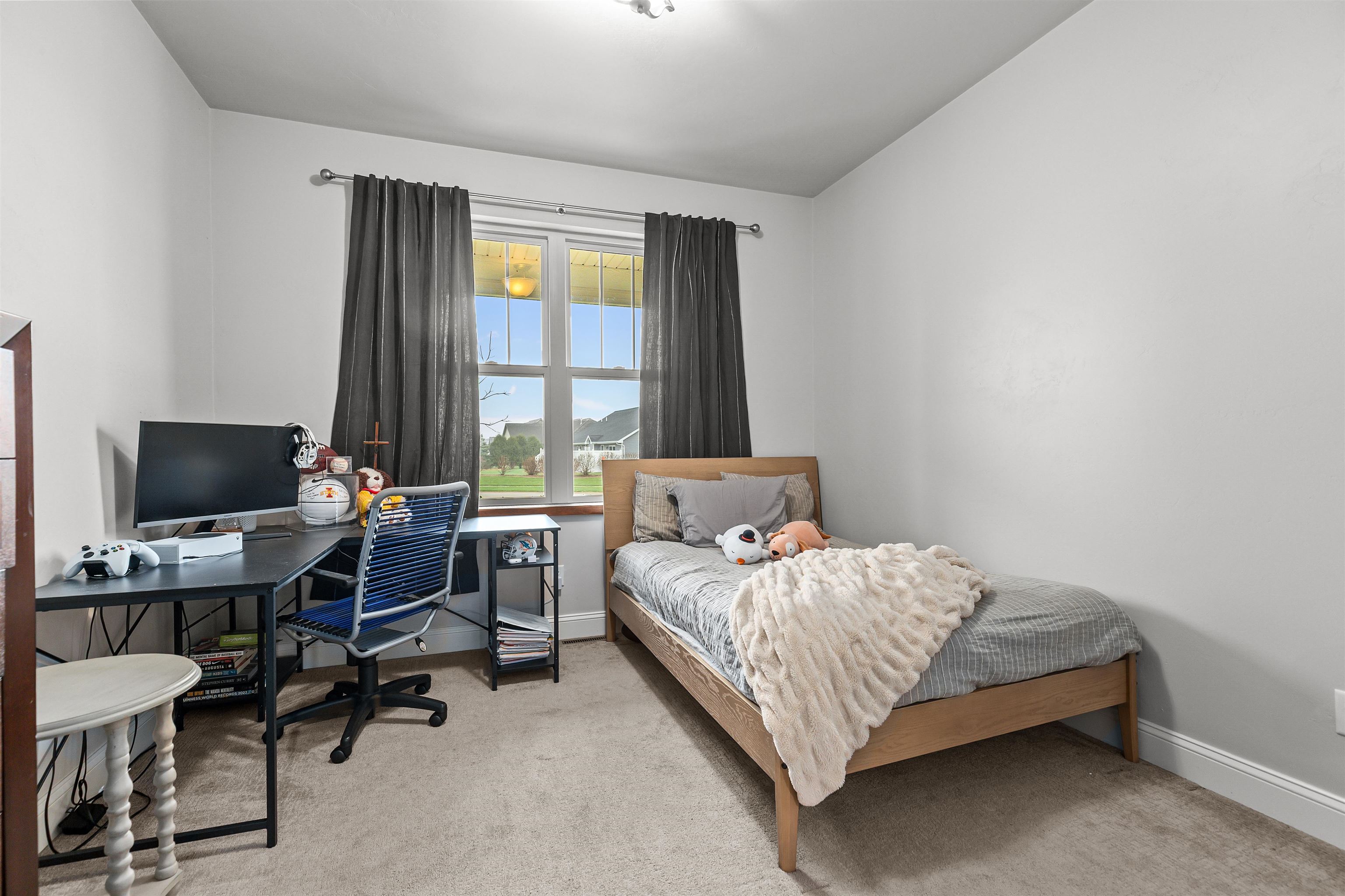 Greenville, Wisconsin, 54942-8126, United States, 6 Bedrooms Bedrooms, ,5 BathroomsBathrooms,Residential,For Sale,2040409