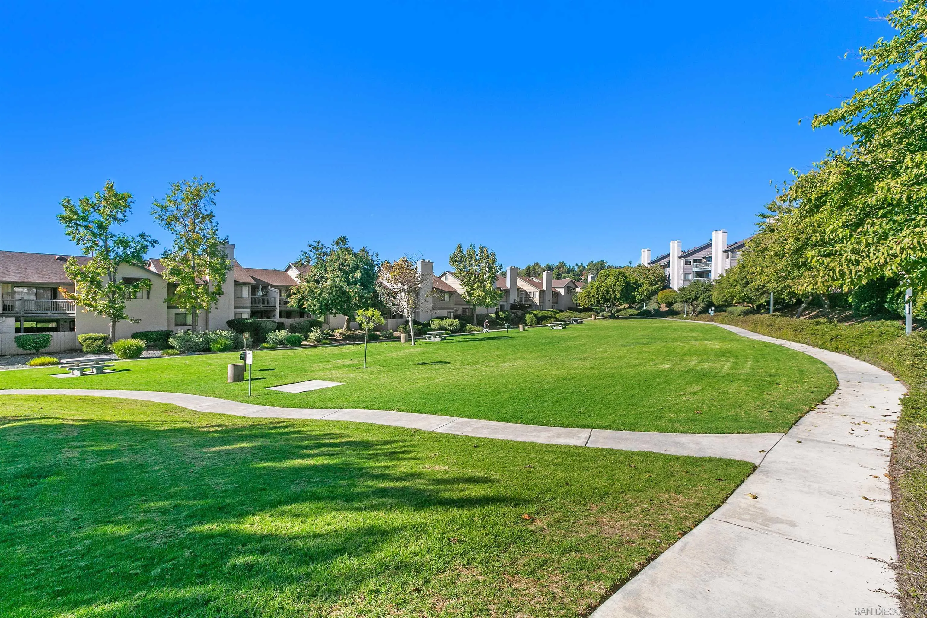 Spring Valley, California, 91978, United States, 2 Bedrooms Bedrooms, ,2 BathroomsBathrooms,Residential,For Sale,1939286