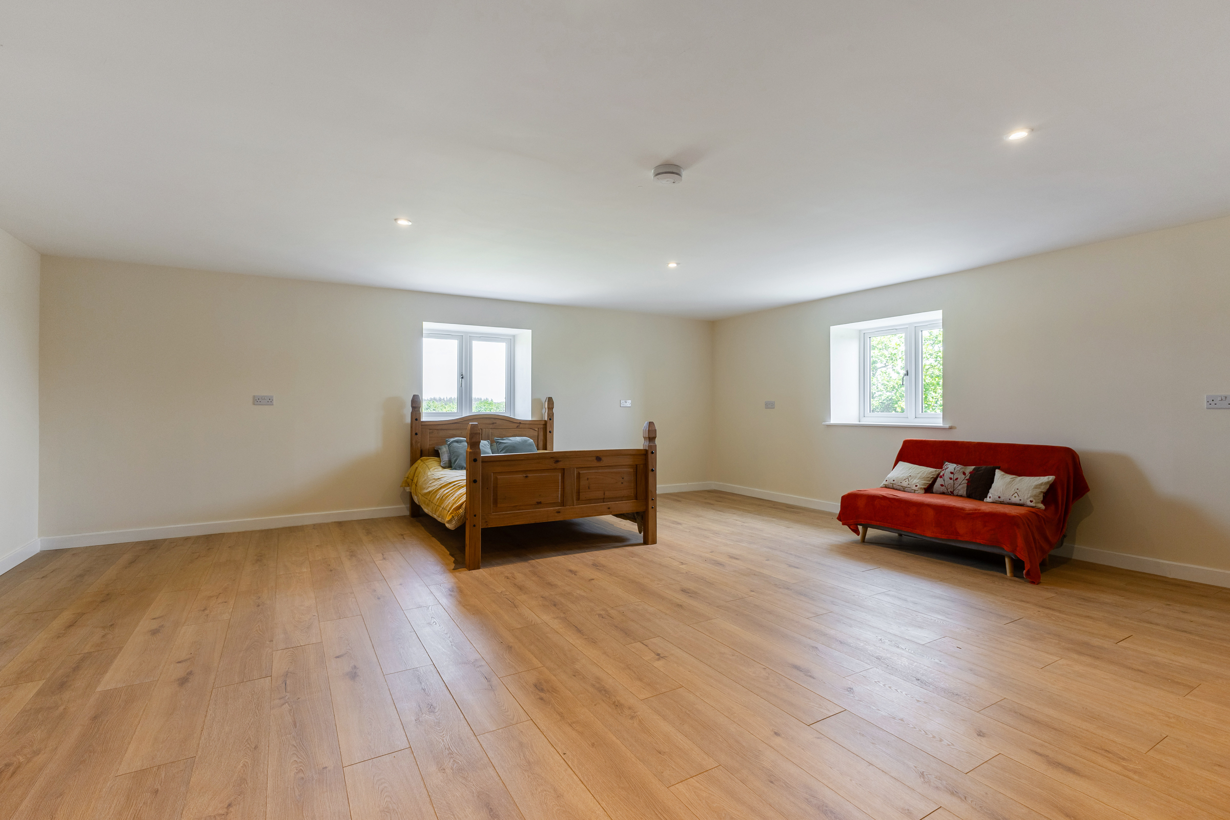  A substantial Oxfordshire farmhouse with over 9,200 sq ft of accommodation and 4 - 物件實景