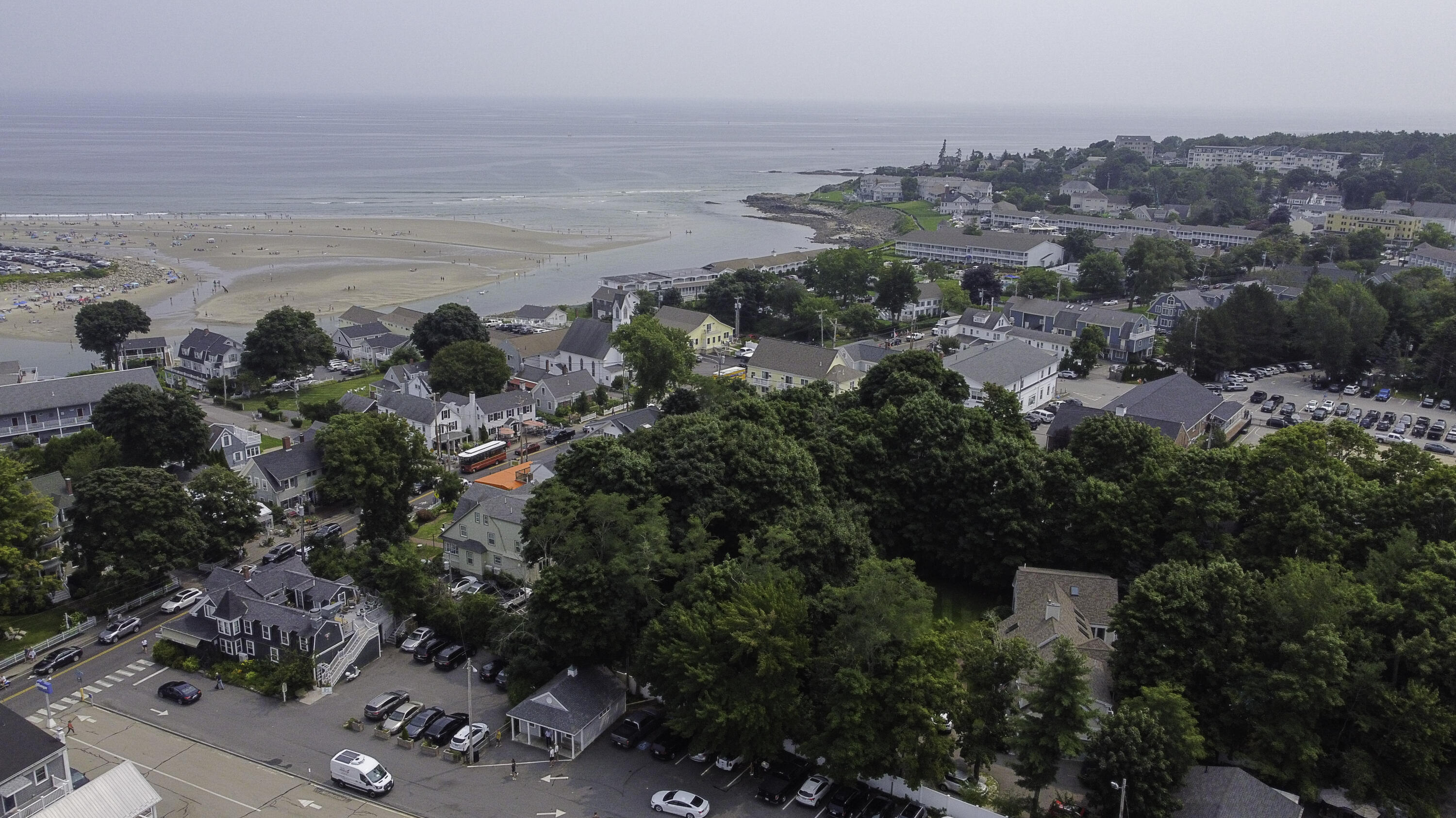 Ogunquit, Maine, 03907, United States, 2 Bedrooms Bedrooms, ,2 BathroomsBathrooms,Residential,For Sale,1885422