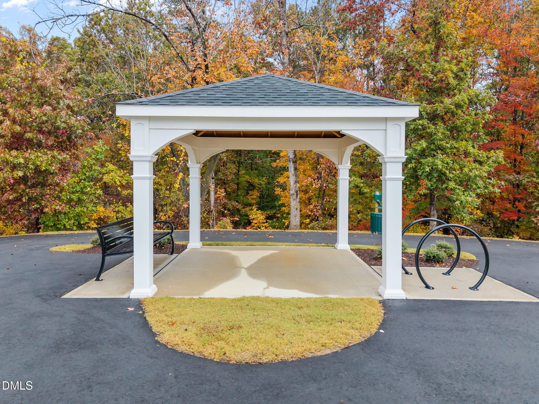 Knightdale, North Carolina, 27545, United States, 4 Bedrooms Bedrooms, ,4 BathroomsBathrooms,Residential,For Sale,1989366