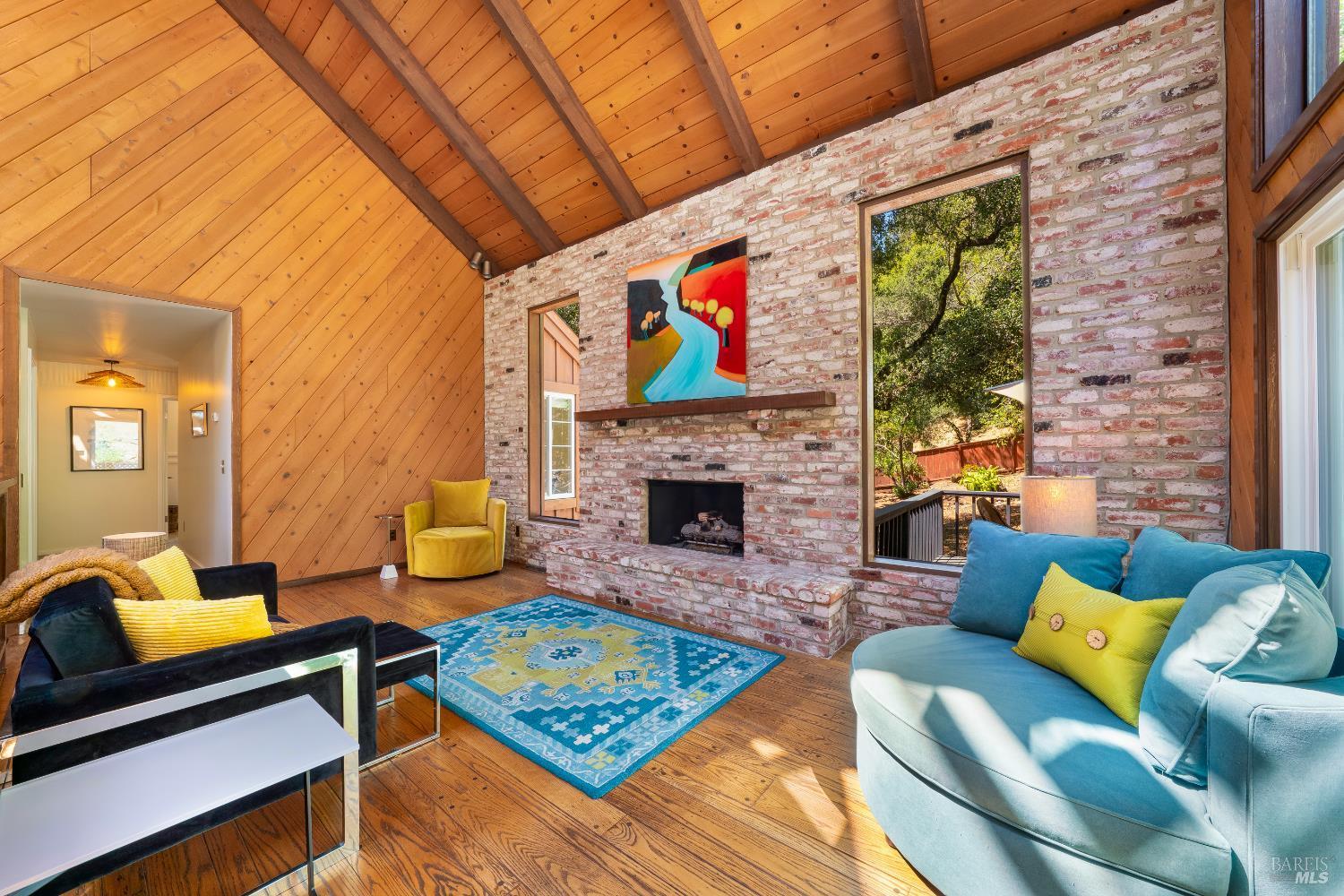 Santa Rosa, California, 95404, United States, 5 Bedrooms Bedrooms, ,4 BathroomsBathrooms,Residential,For Sale,1982692