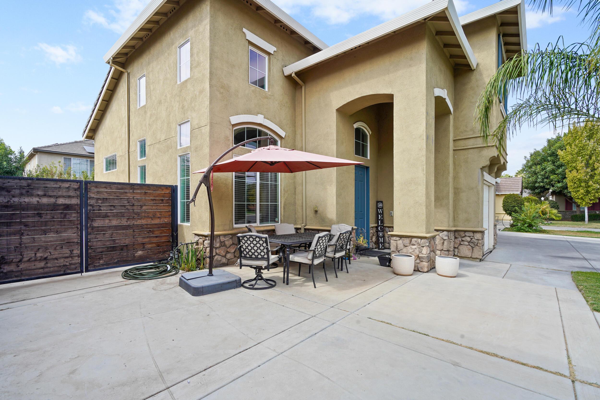 Porterville, California, 93257, United States, 5 Bedrooms Bedrooms, ,3 BathroomsBathrooms,Residential,For Sale,1983306