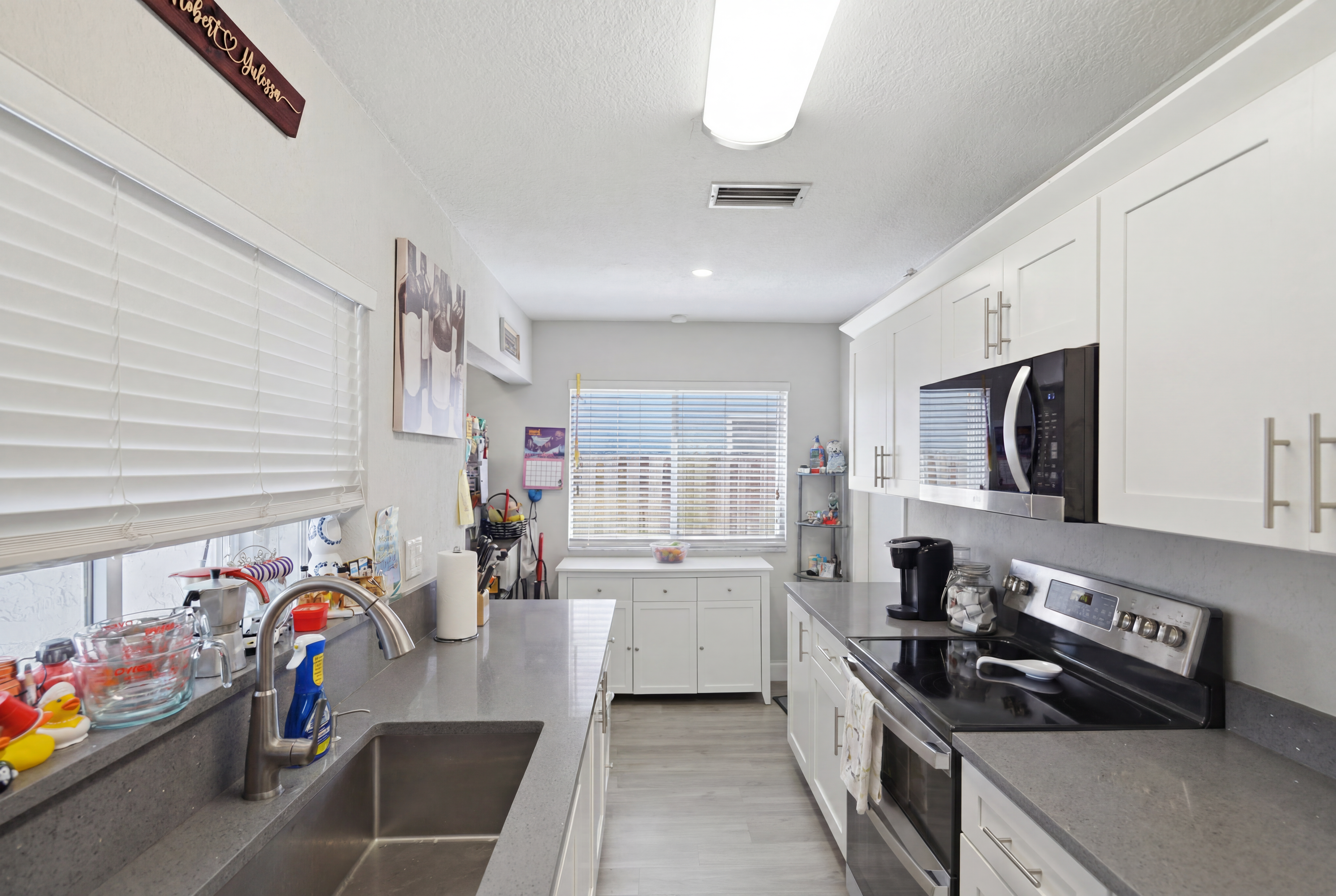  10960 NW 21st St, Sunrise, FL, 33322 - 物件實景
