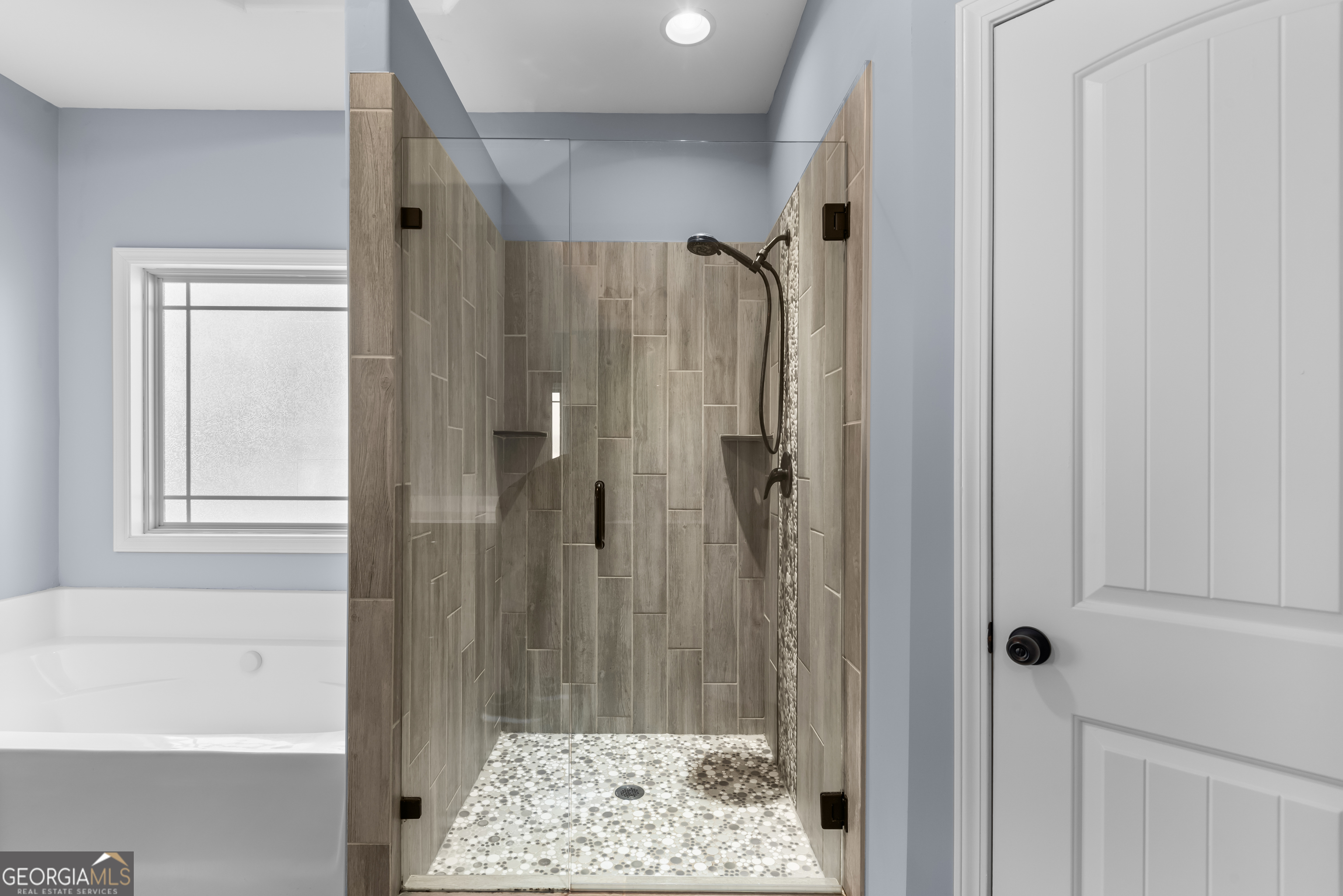 Williamson, Georgia, 30292, United States, 5 Bedrooms Bedrooms, ,4 BathroomsBathrooms,Residential,For Sale,1981614