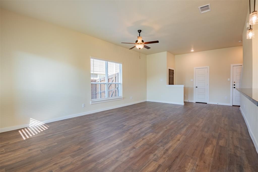 Venus, Texas, 76084, United States, 8 Bedrooms Bedrooms, ,6 BathroomsBathrooms,Residential,For Sale,1922033