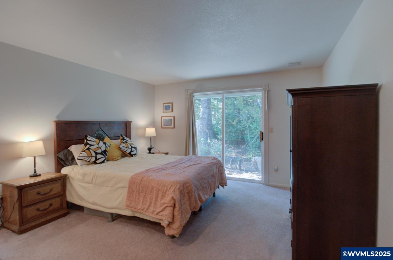 Florence, Oregon, 97439, United States, 3 Bedrooms Bedrooms, ,3 BathroomsBathrooms,Residential,For Sale,1942311
