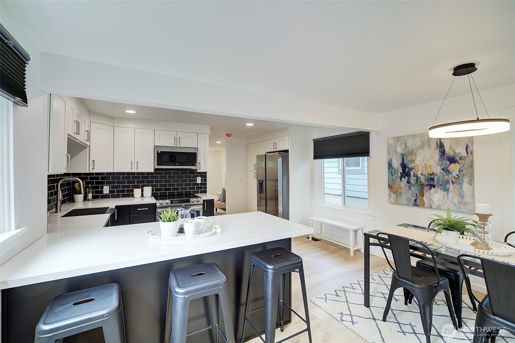 Seattle, Washington, 98126, United States, 3 Bedrooms Bedrooms, ,2 BathroomsBathrooms,Residential,For Sale,1882330