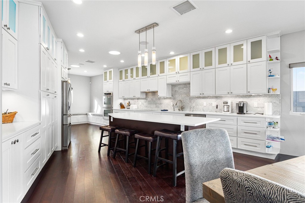 Canyon Lake, California, 92587, United States, 6 Bedrooms Bedrooms, ,5 BathroomsBathrooms,Residential,For Sale,1975311