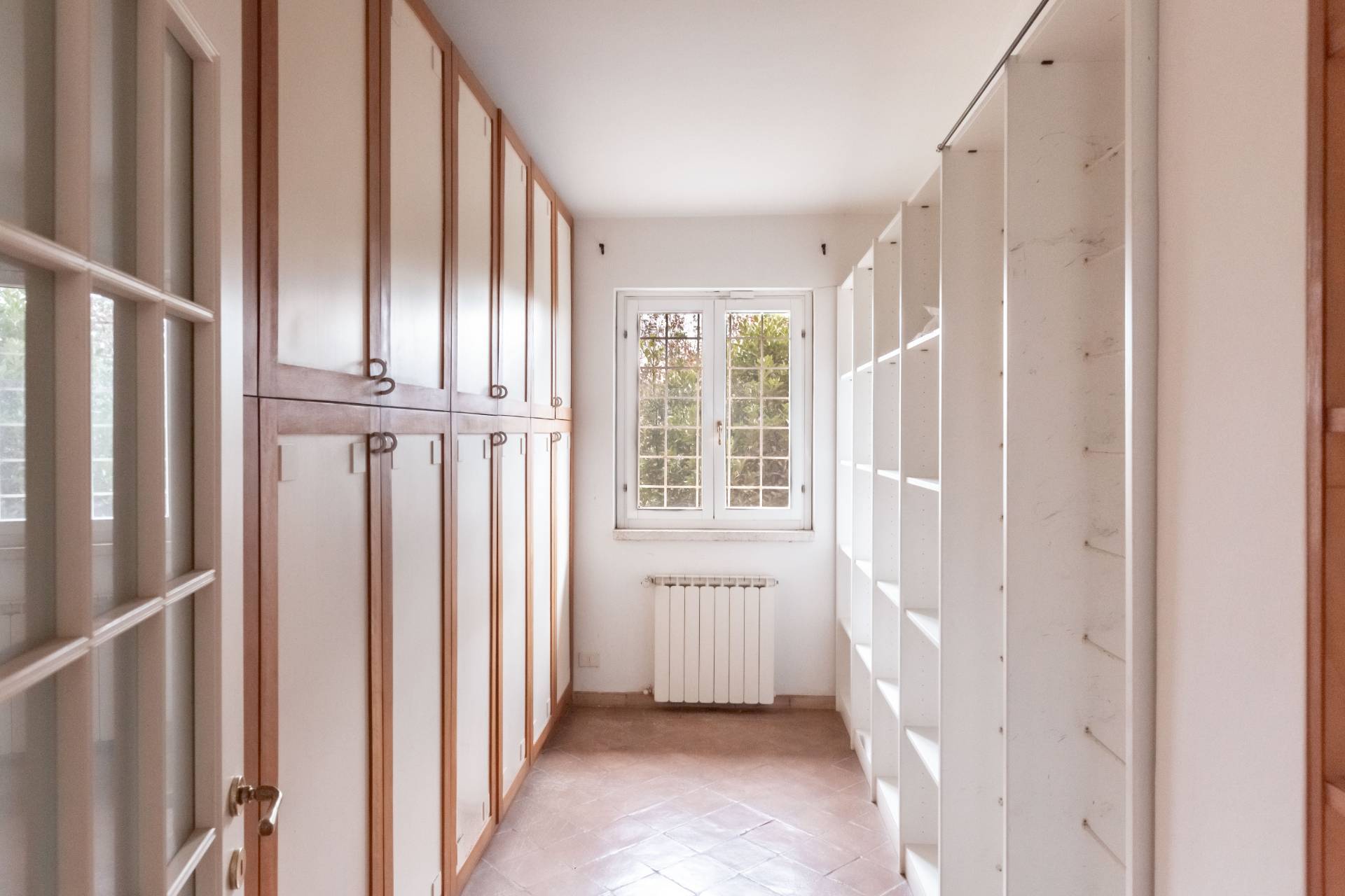 Fiumicino, Roma, 00054, IT, 10 Bedrooms Bedrooms, ,8 BathroomsBathrooms,Residential,For Sale,1940363