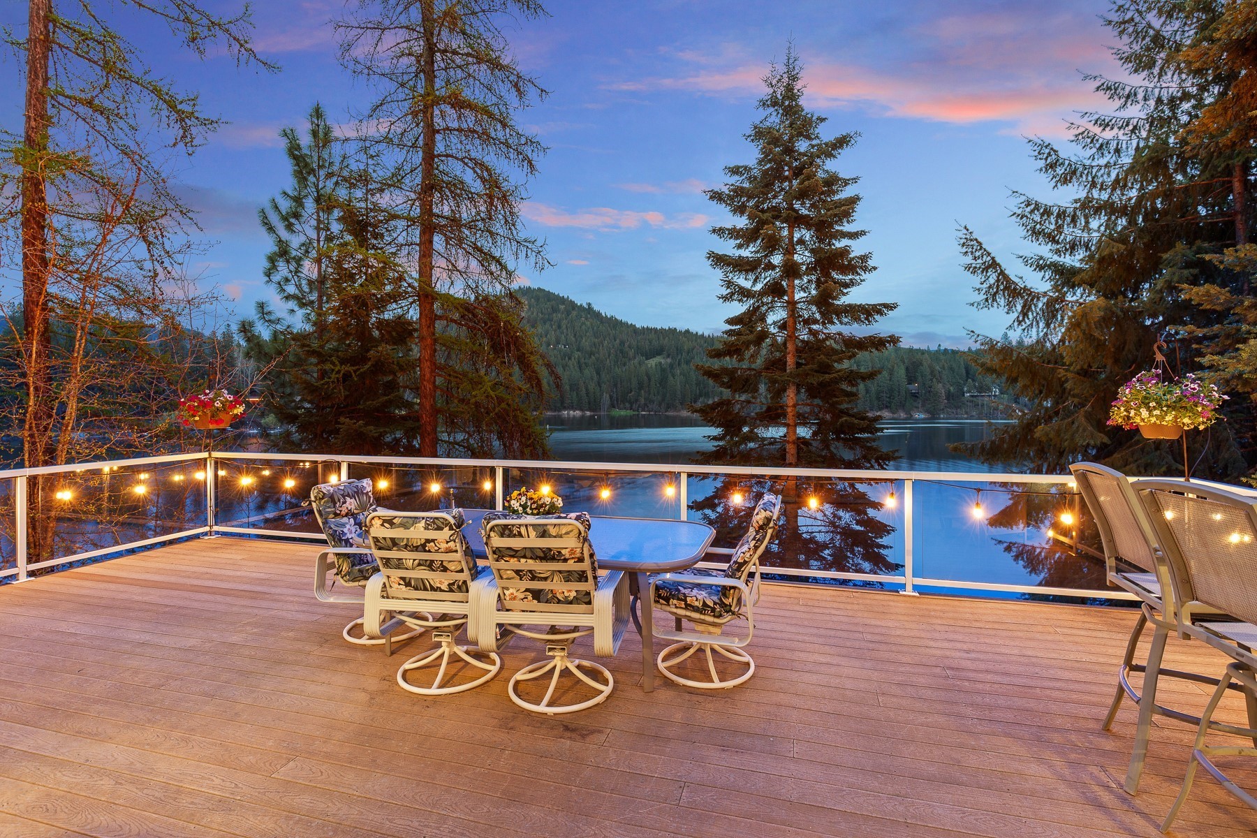  Hayden Lake Year Round Waterfront Living - 物件實景