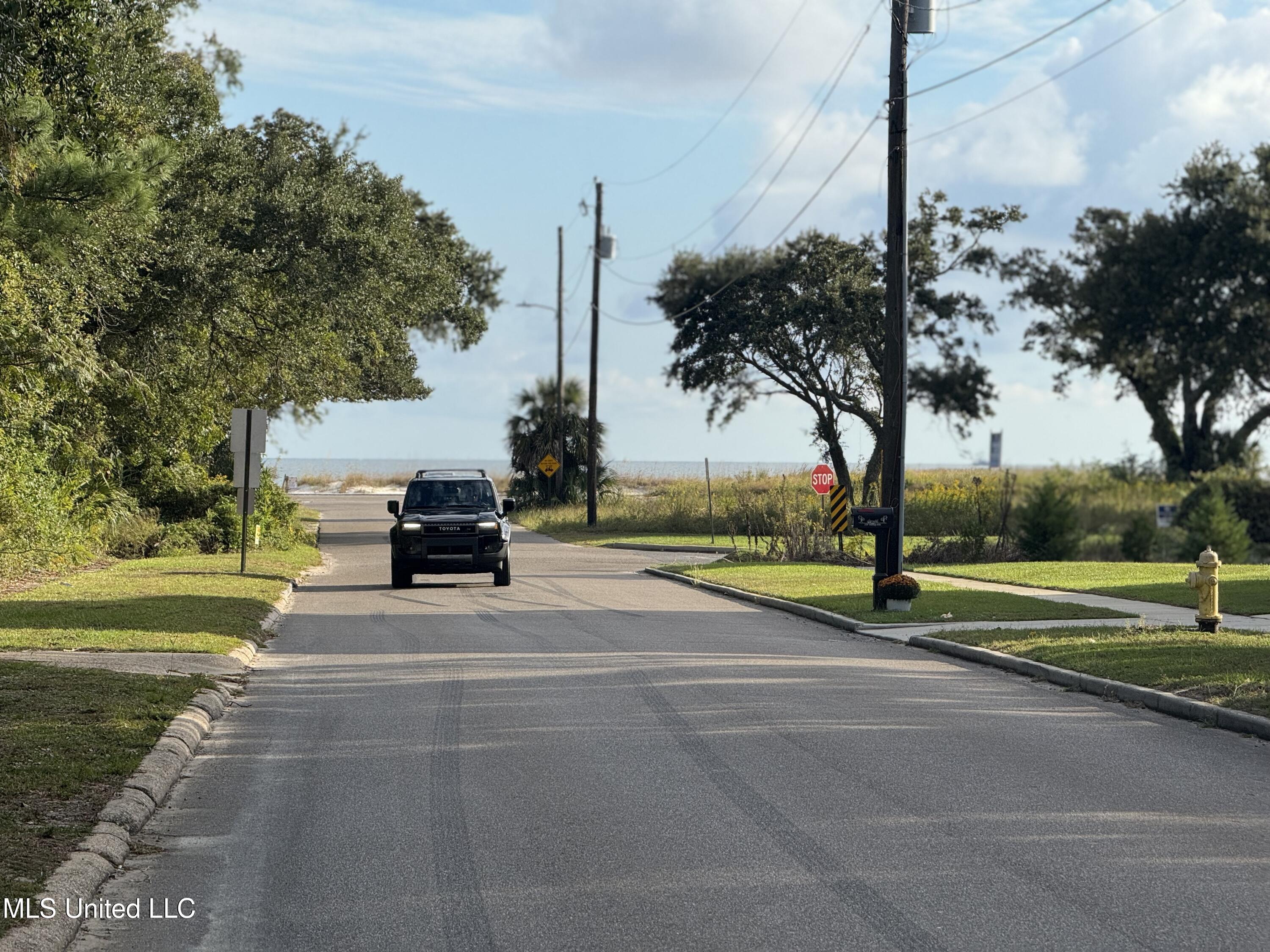 Pass Christian, Mississippi, 39571, United States, 4 Bedrooms Bedrooms, ,3 BathroomsBathrooms,Residential,For Sale,1966629