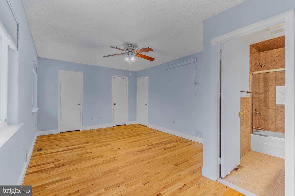 Plainsboro, New Jersey, 08536, United States, 3 Bedrooms Bedrooms, ,3 BathroomsBathrooms,Residential,For Sale,1900565