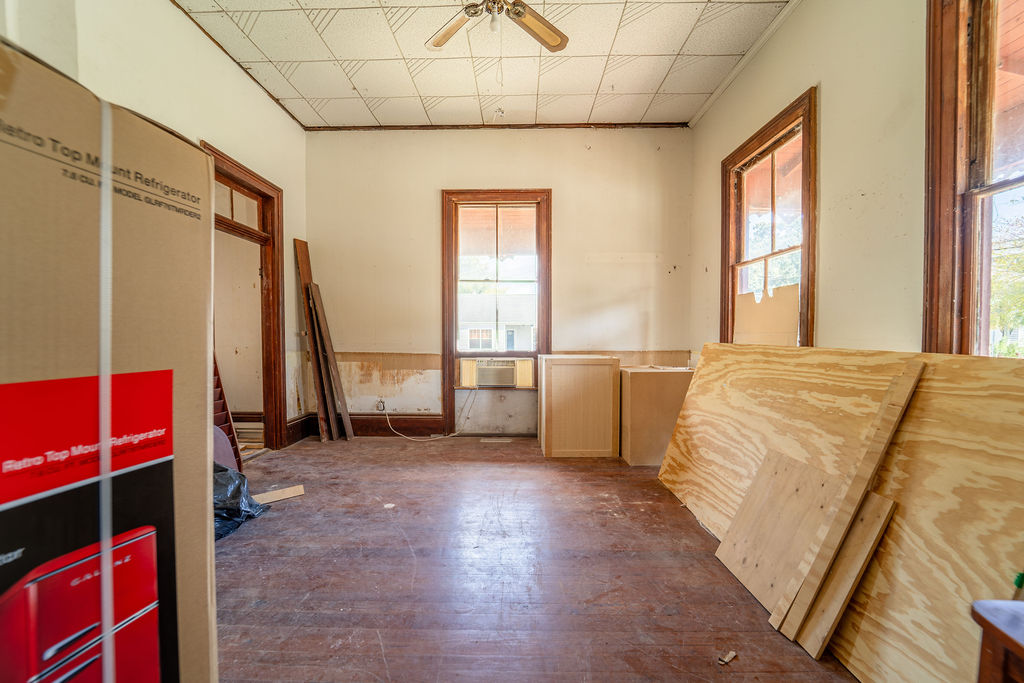 Pensacola, Florida, 32502, United States, 3 Bedrooms Bedrooms, ,2 BathroomsBathrooms,Residential,For Sale,1979545