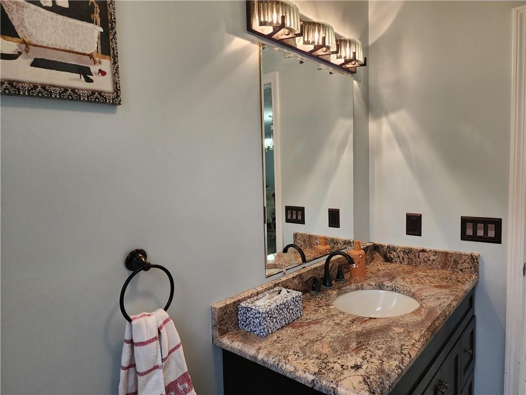 North Providence, Rhode Island, 02904, United States, 3 Bedrooms Bedrooms, ,3 BathroomsBathrooms,Residential,For Sale,1930462