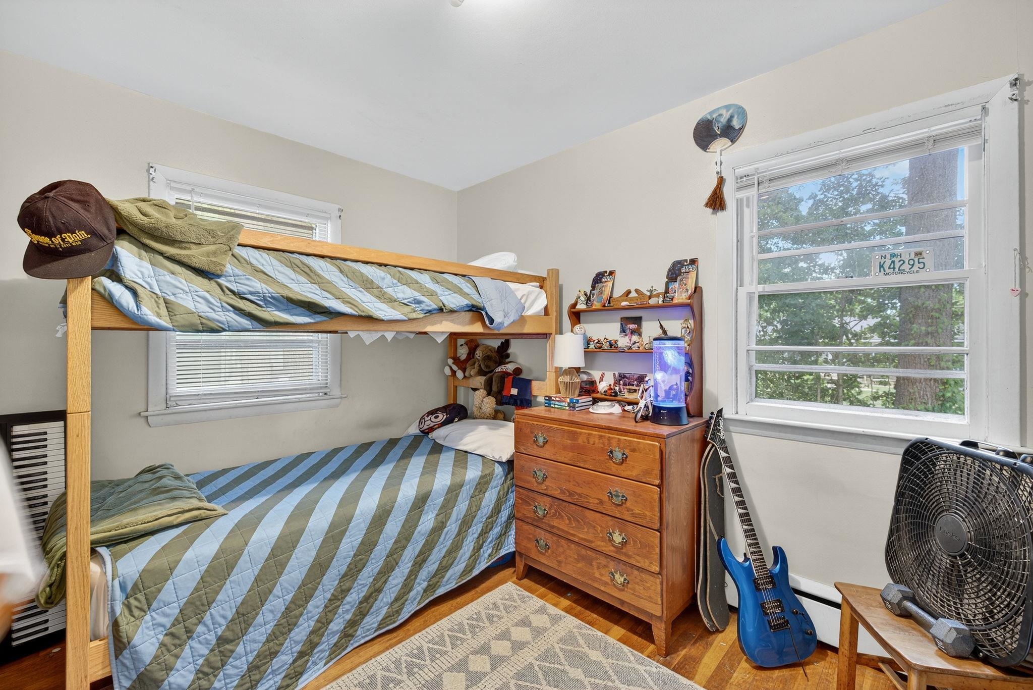 Portsmouth, New Hampshire, 03801, United States, 3 Bedrooms Bedrooms, ,1 BathroomBathrooms,Residential,For Sale,1934652