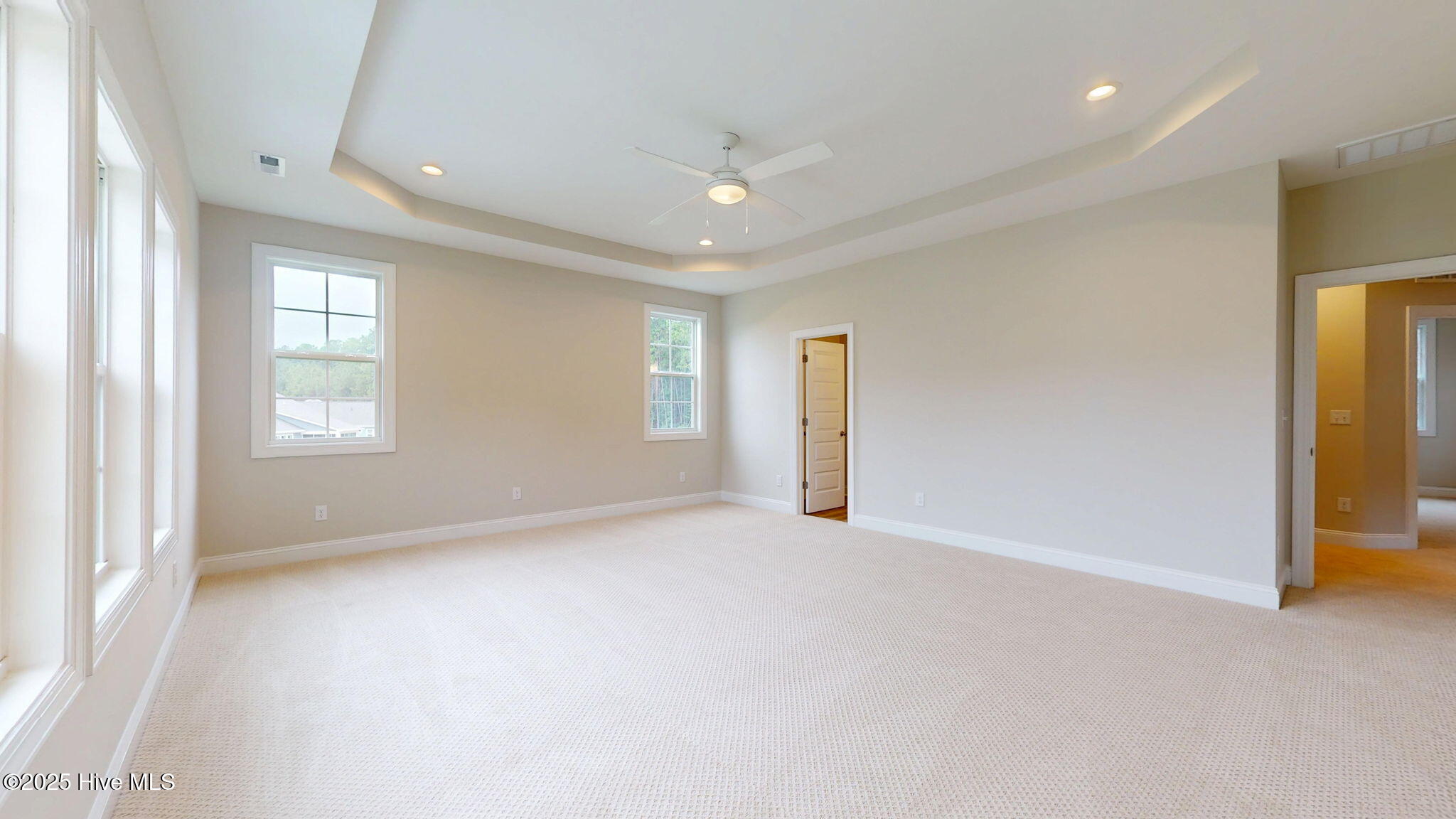 New Bern, North Carolina, 28562, United States, 4 Bedrooms Bedrooms, ,4 BathroomsBathrooms,Residential,For Sale,1768521