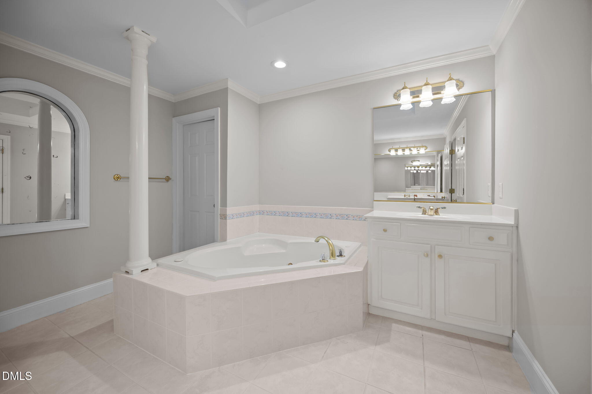 Raleigh, North Carolina, 27615, United States, 5 Bedrooms Bedrooms, ,5 BathroomsBathrooms,Residential,For Sale,1987542