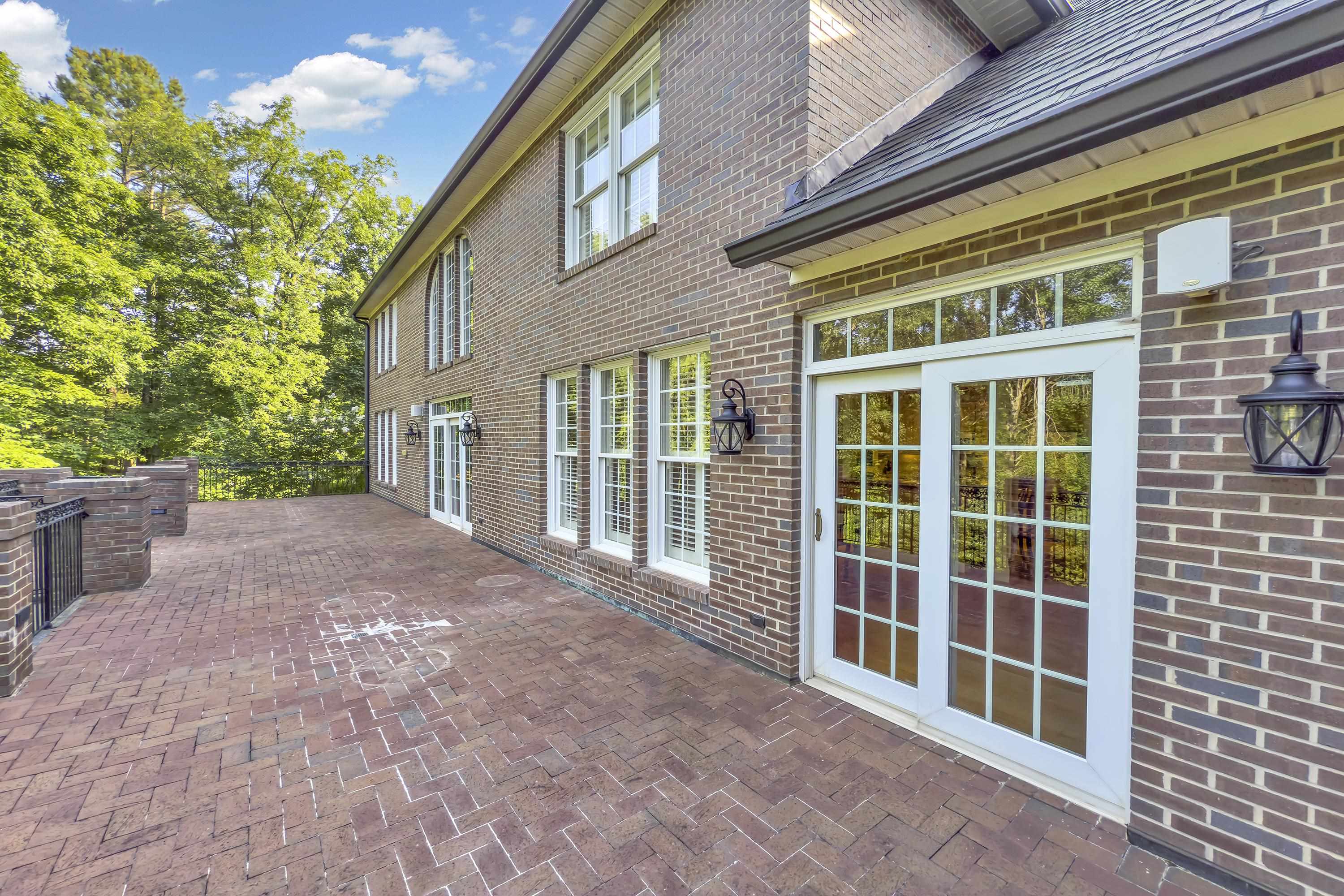 Spartanburg, South Carolina, 29306, United States, 5 Bedrooms Bedrooms, ,5 BathroomsBathrooms,Residential,For Sale,1876964