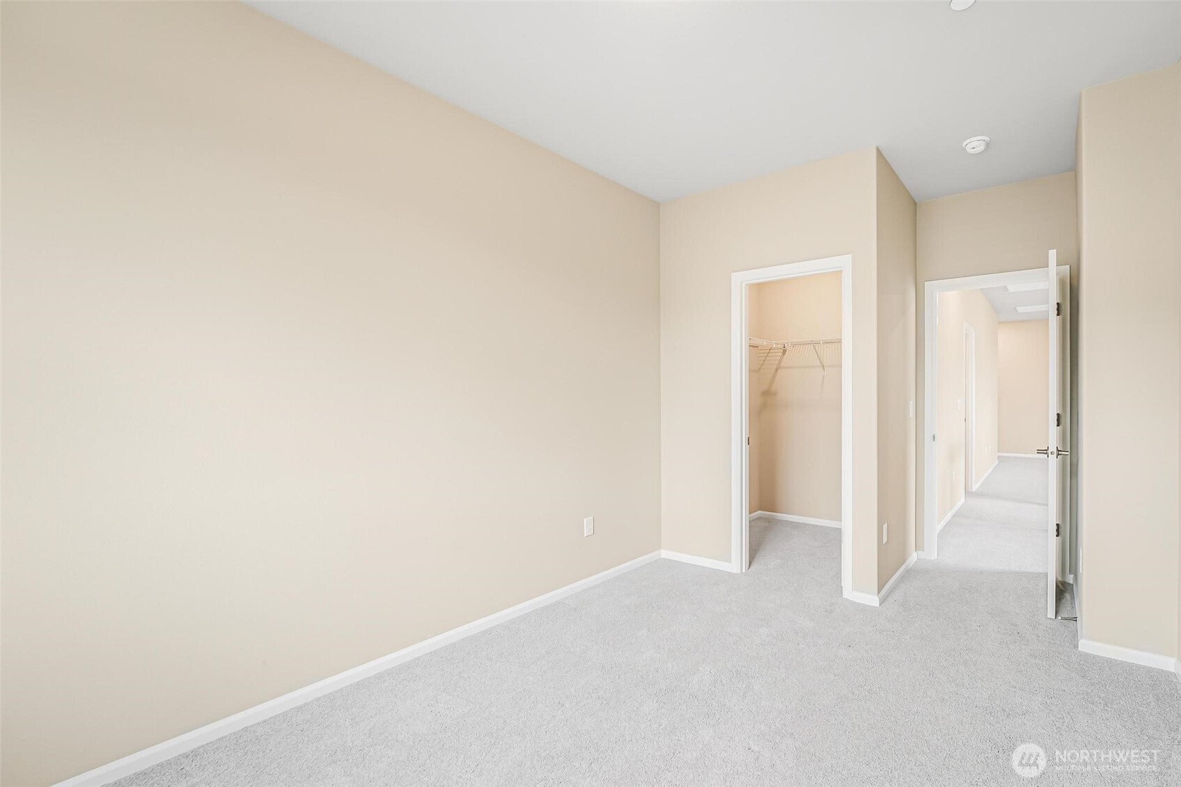 Maple Valley, Washington, 98010, United States, 5 Bedrooms Bedrooms, ,2 BathroomsBathrooms,Residential,For Sale,1917567