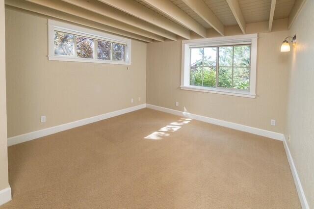 Bend, Oregon, 97703, United States, 2 Bedrooms Bedrooms, ,1 BathroomBathrooms,Residential,For Sale,1848666
