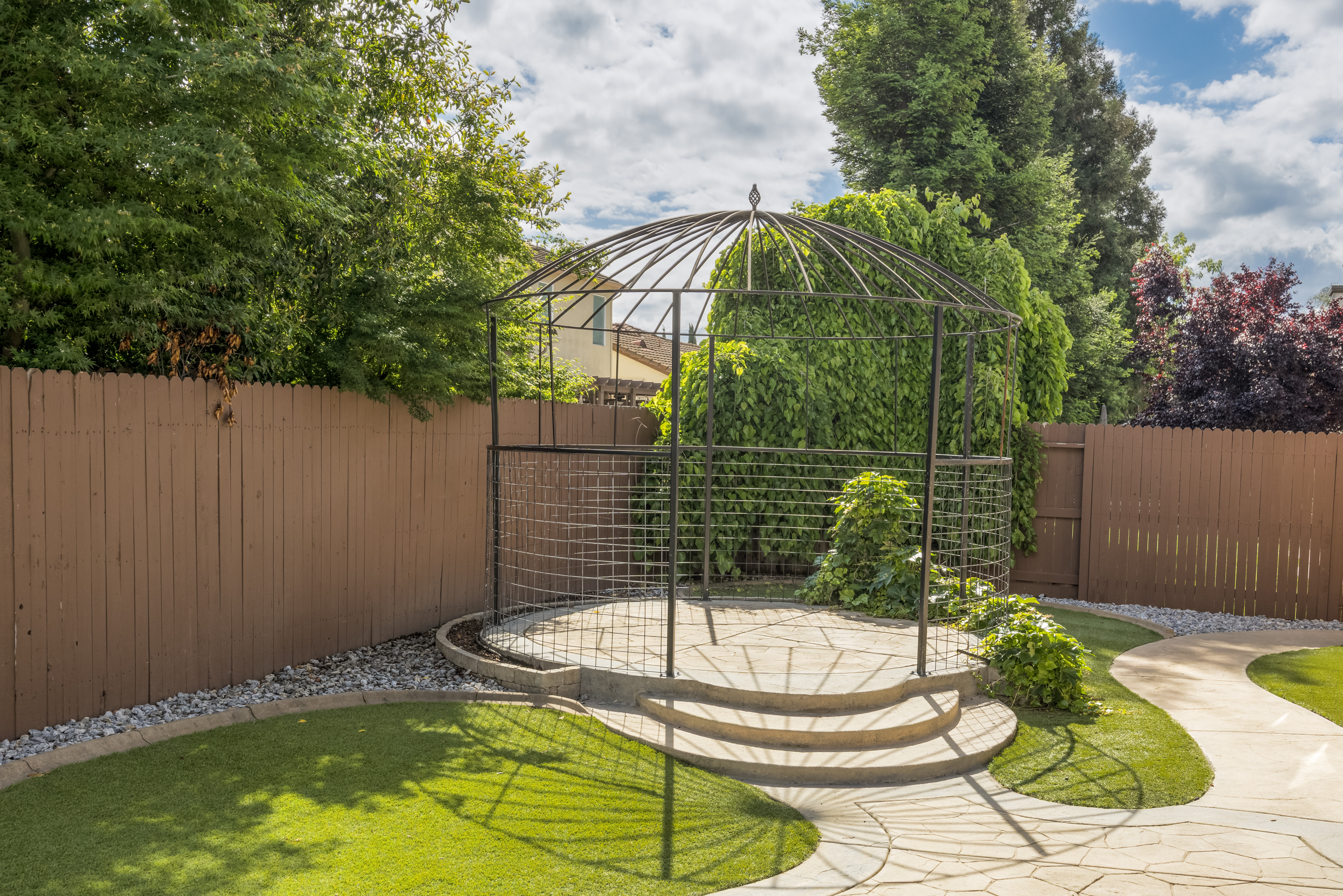  9422 Rhone Valley Way, Elk Grove, CA 95624 - 物件實景