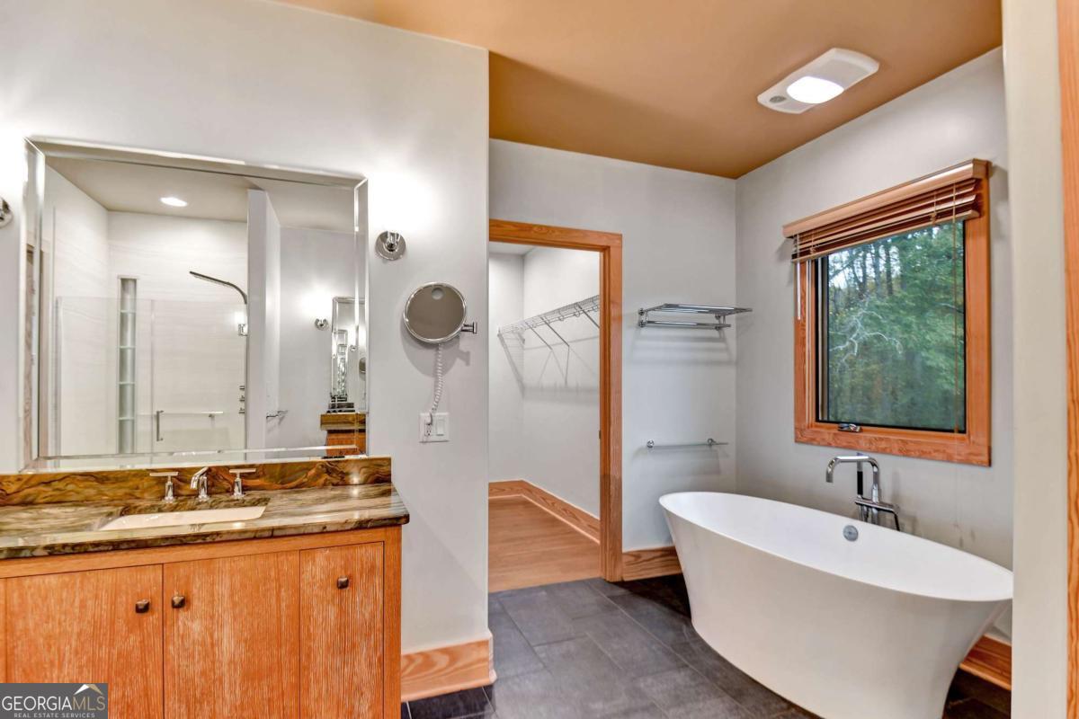 Athens, Georgia, 30606, United States, 2 Bedrooms Bedrooms, ,3 BathroomsBathrooms,Residential,For Sale,1992005