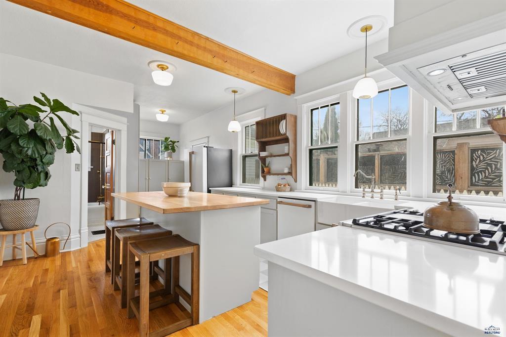 Rapid City, South Dakota, 57701, United States, 6 Bedrooms Bedrooms, ,3 BathroomsBathrooms,Residential,For Sale,1979556