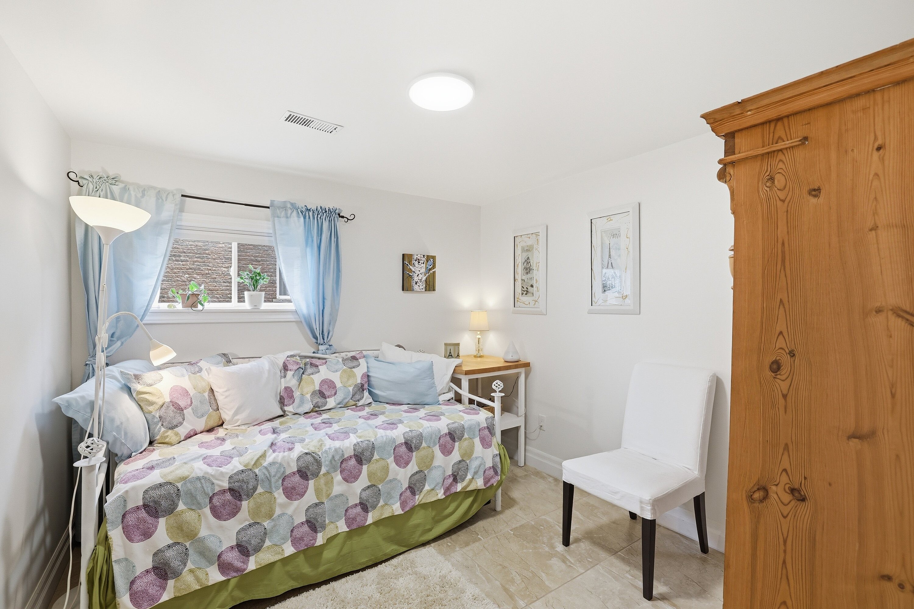  Rare Multi-Family Opportunity - 物件實景