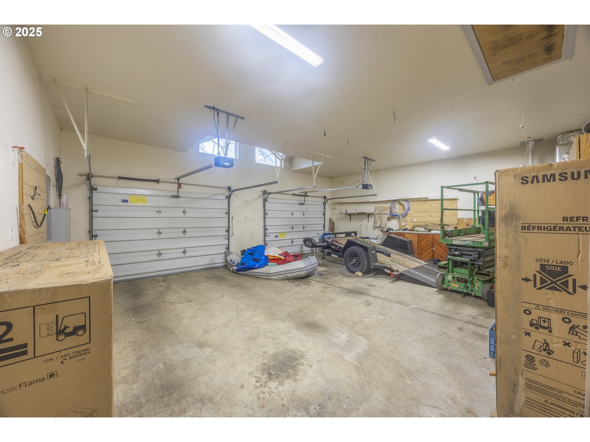 LincolnCity, Oregon, 97367, United States, 4 Bedrooms Bedrooms, ,3 BathroomsBathrooms,Residential,For Sale,1994923