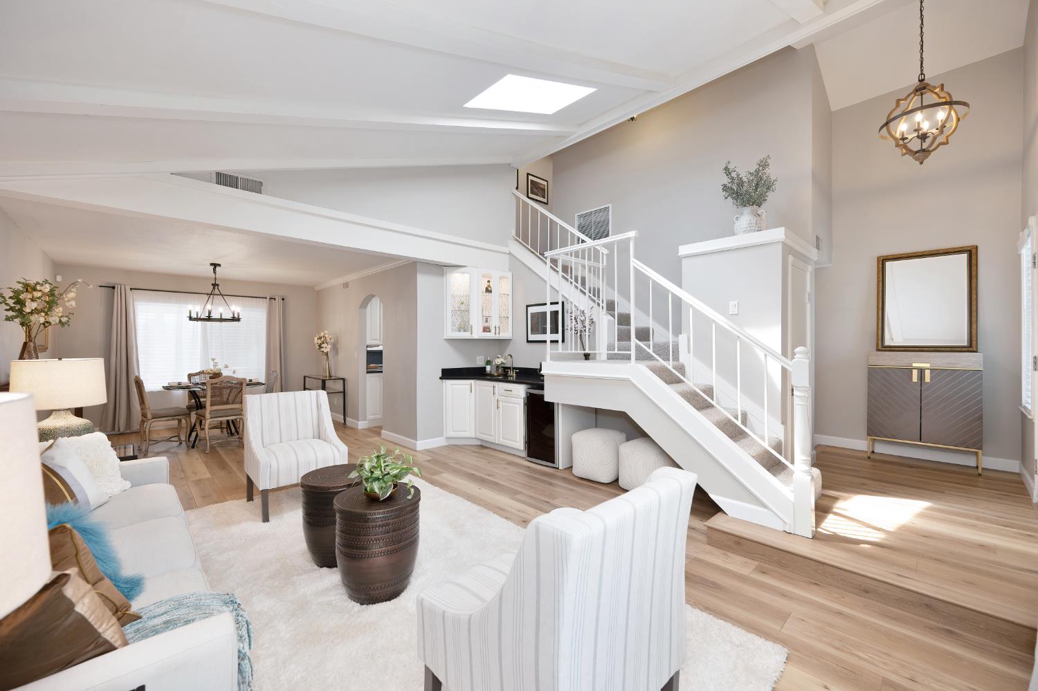 Sacramento, California, 95826, United States, 4 Bedrooms Bedrooms, ,3 BathroomsBathrooms,Residential,For Sale,1939461