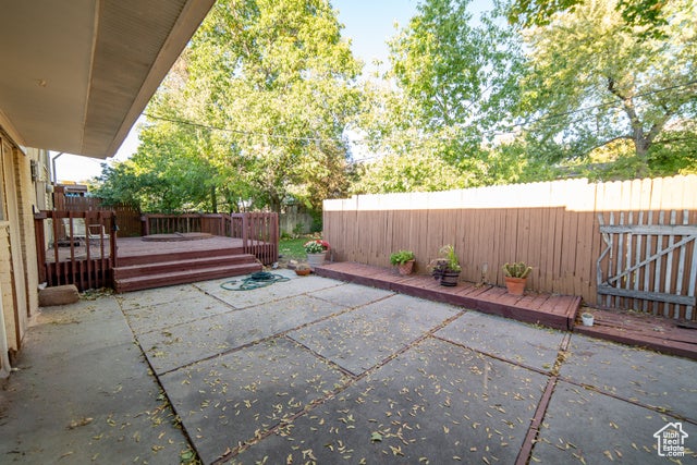 Cottonwood Heights, Utah, 84121, United States, 4 Bedrooms Bedrooms, ,1 BathroomBathrooms,Residential,For Sale,1975513