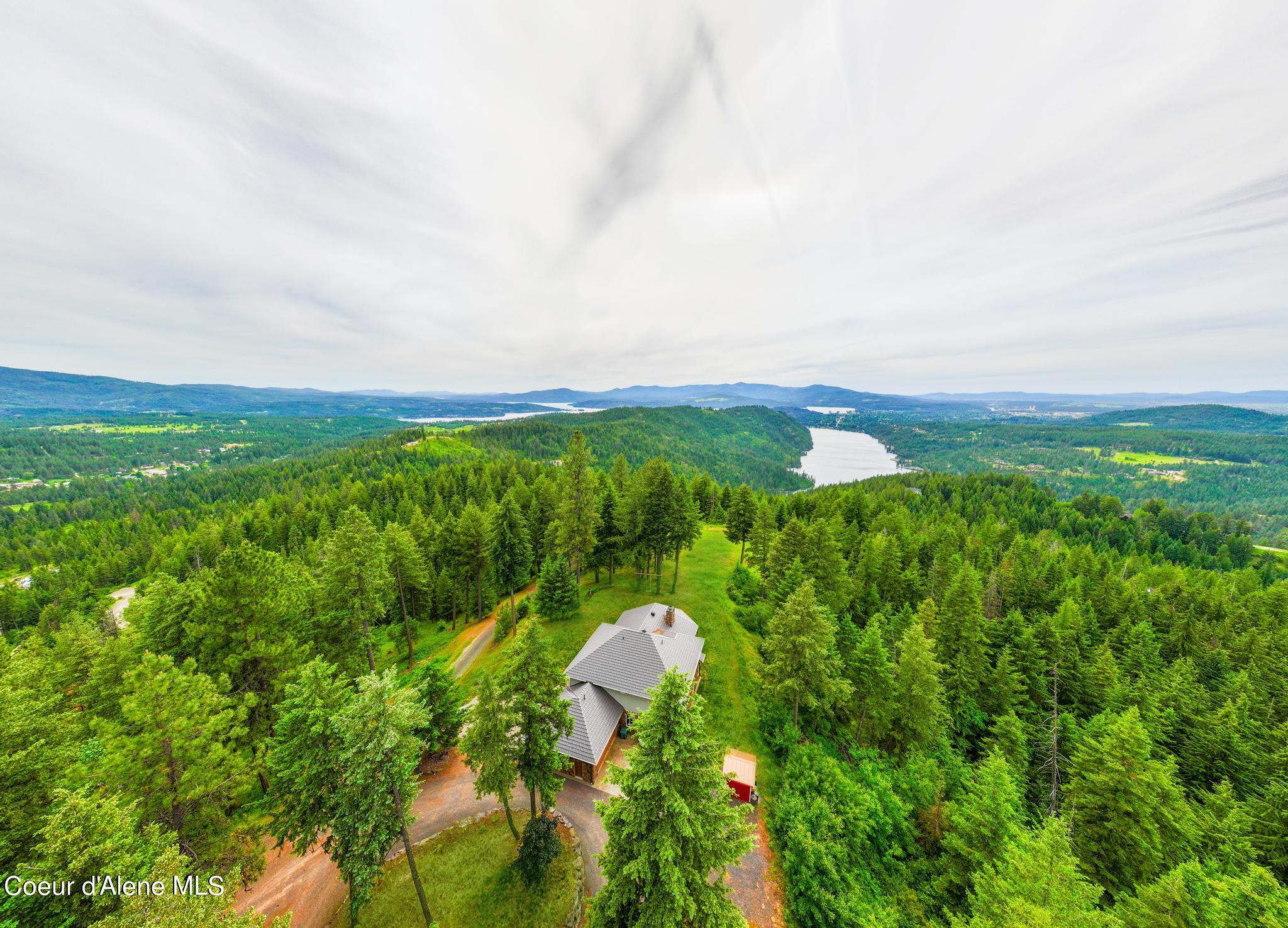 Coeur D'alene, Idaho, 83814, United States, 4 Bedrooms Bedrooms, ,3 BathroomsBathrooms,Residential,For Sale,1795061