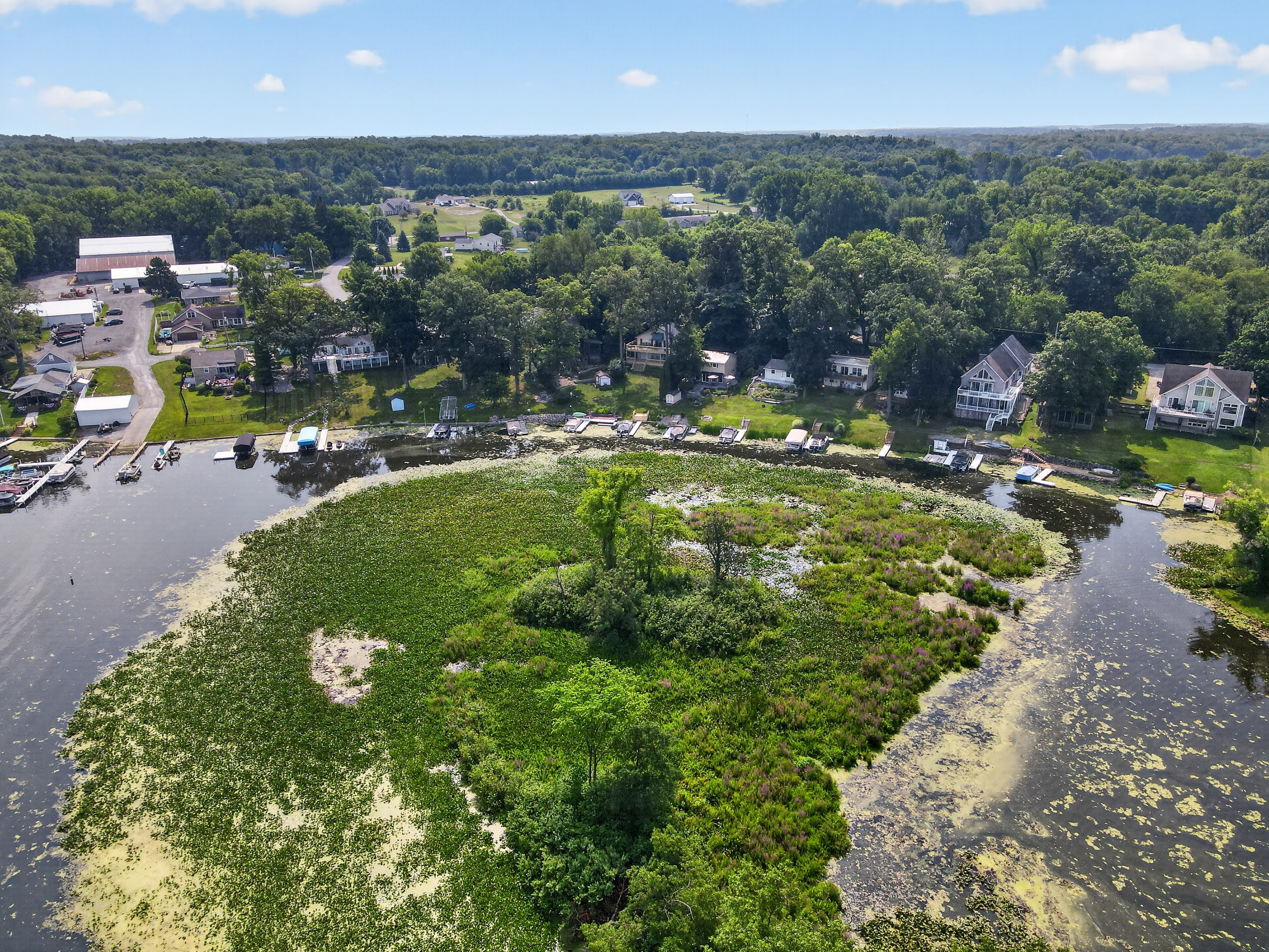  Four Bedroom Webster Lake Home - 物件實景